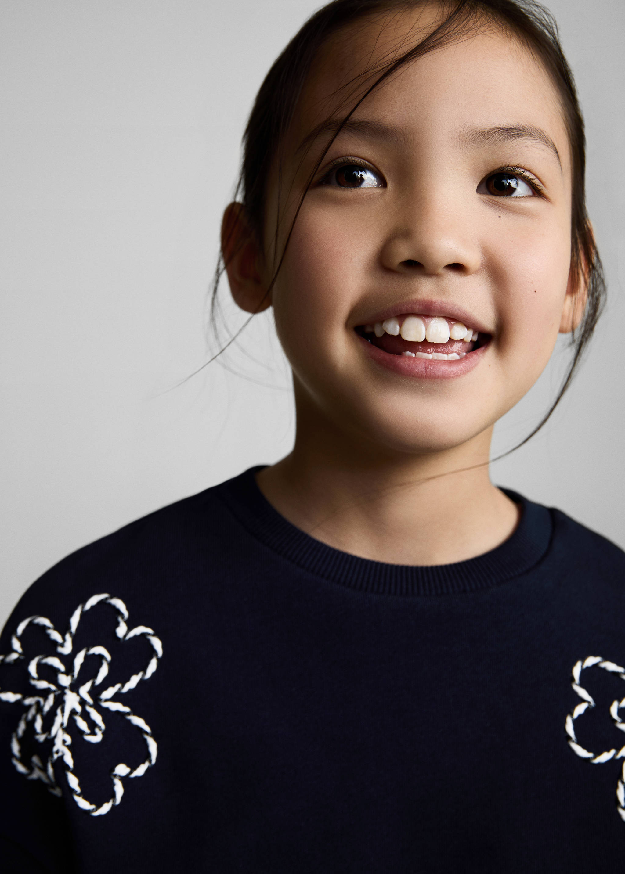 Embroidered floral cotton sweatshirt - Details of the article 1