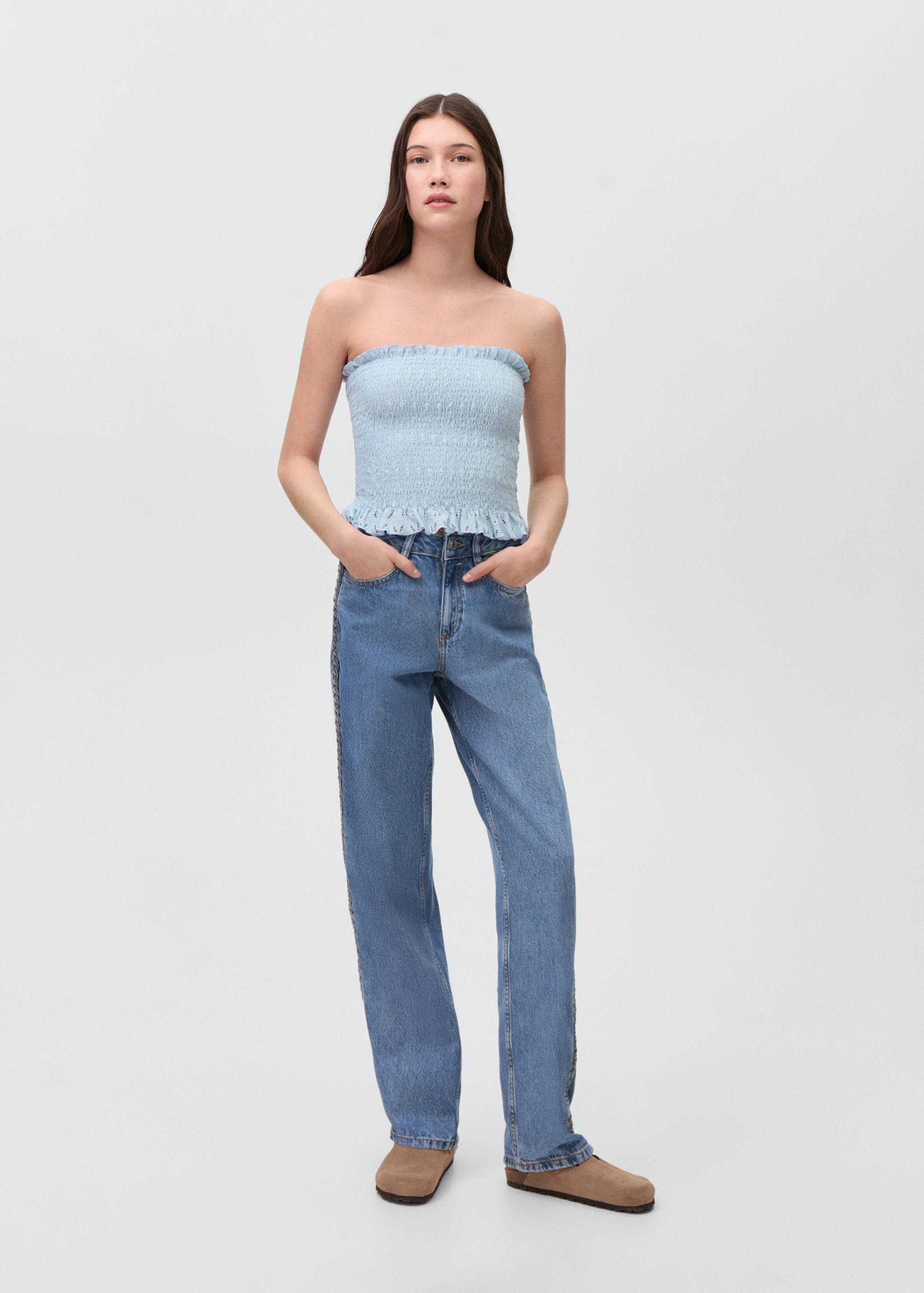 Schulterfreies Top mit Raffdetails - Allgemeine Ansicht