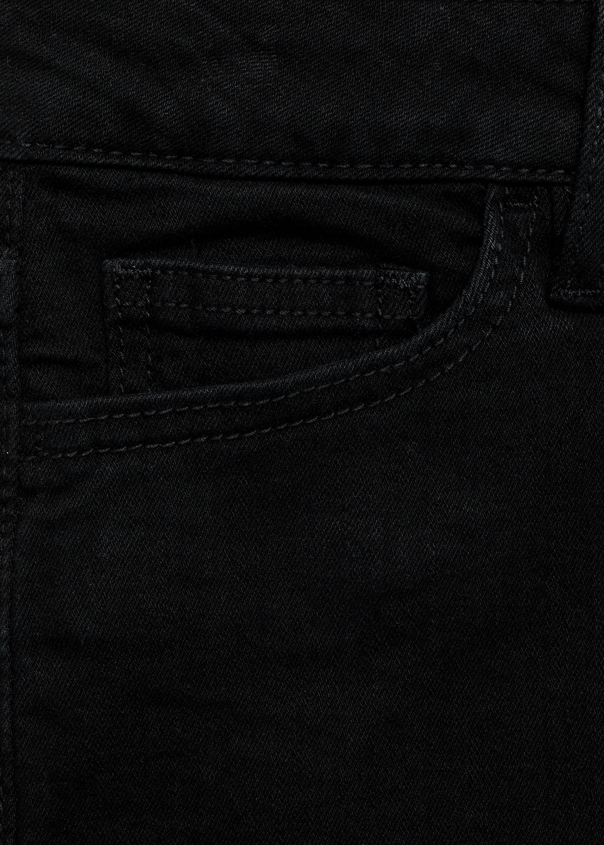 Straight-fit denim shorts — Black denim