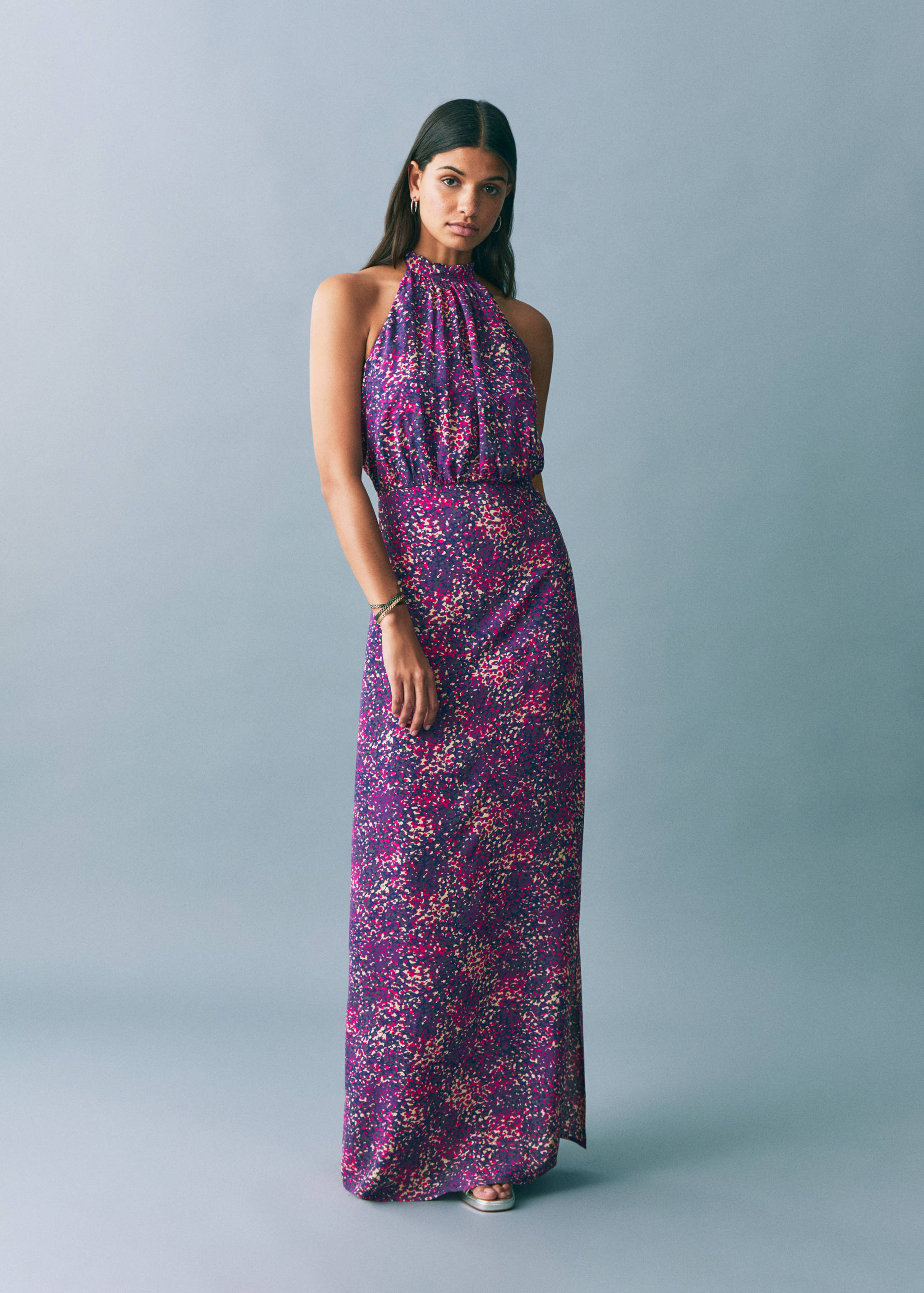 Vestido estampado cuello halter - Plano general