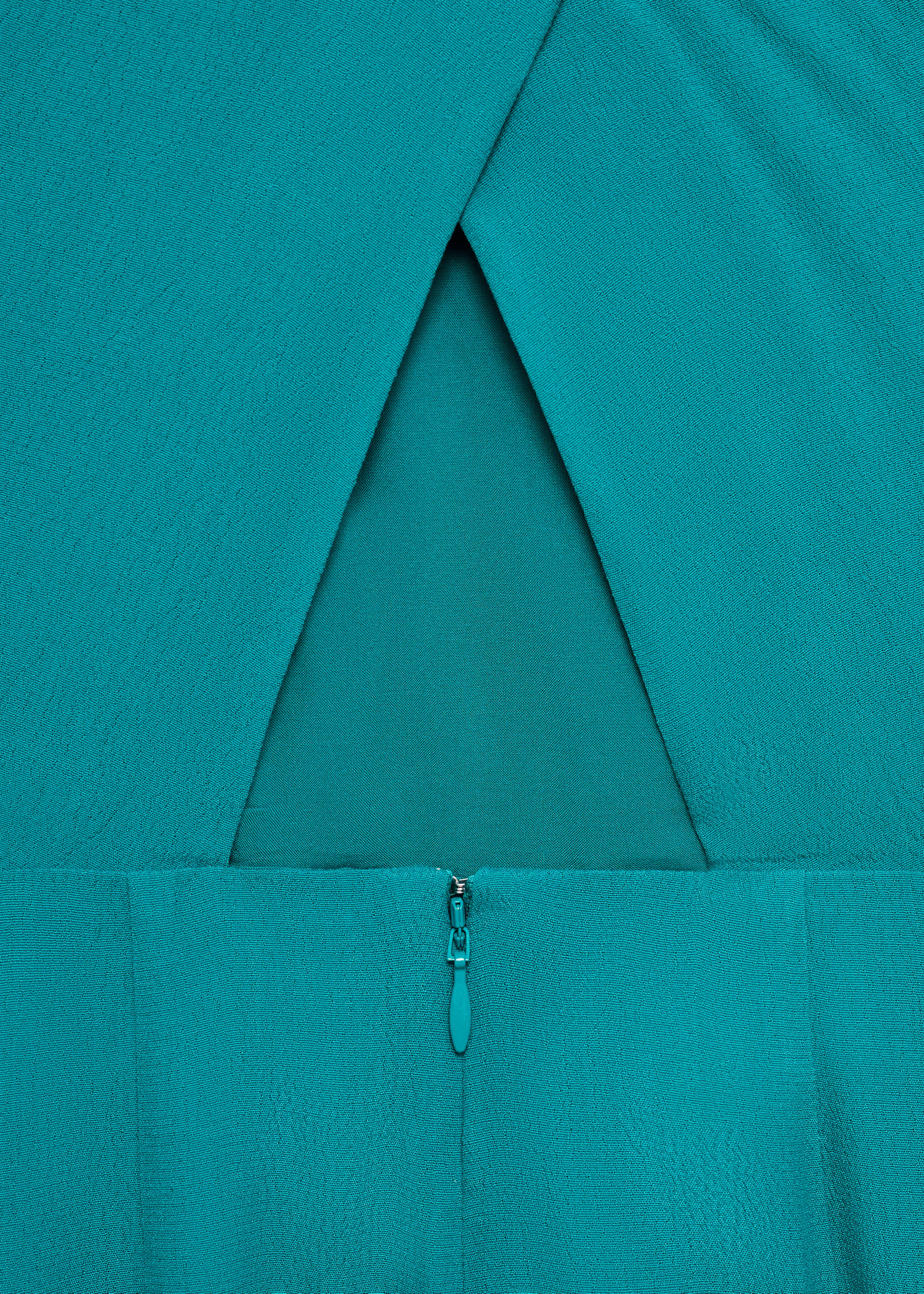 Long halter-neck dress - Details of the article 8