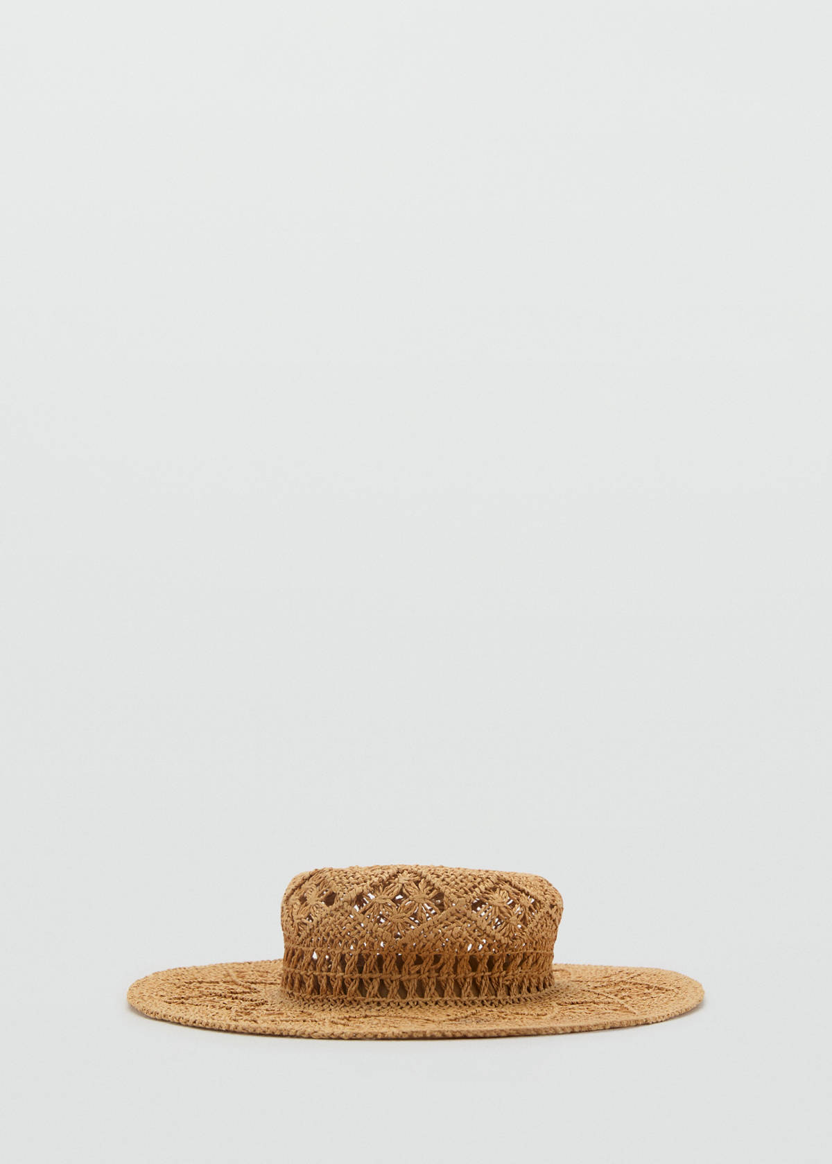 Natural fibre hat with openwork details — Ecru