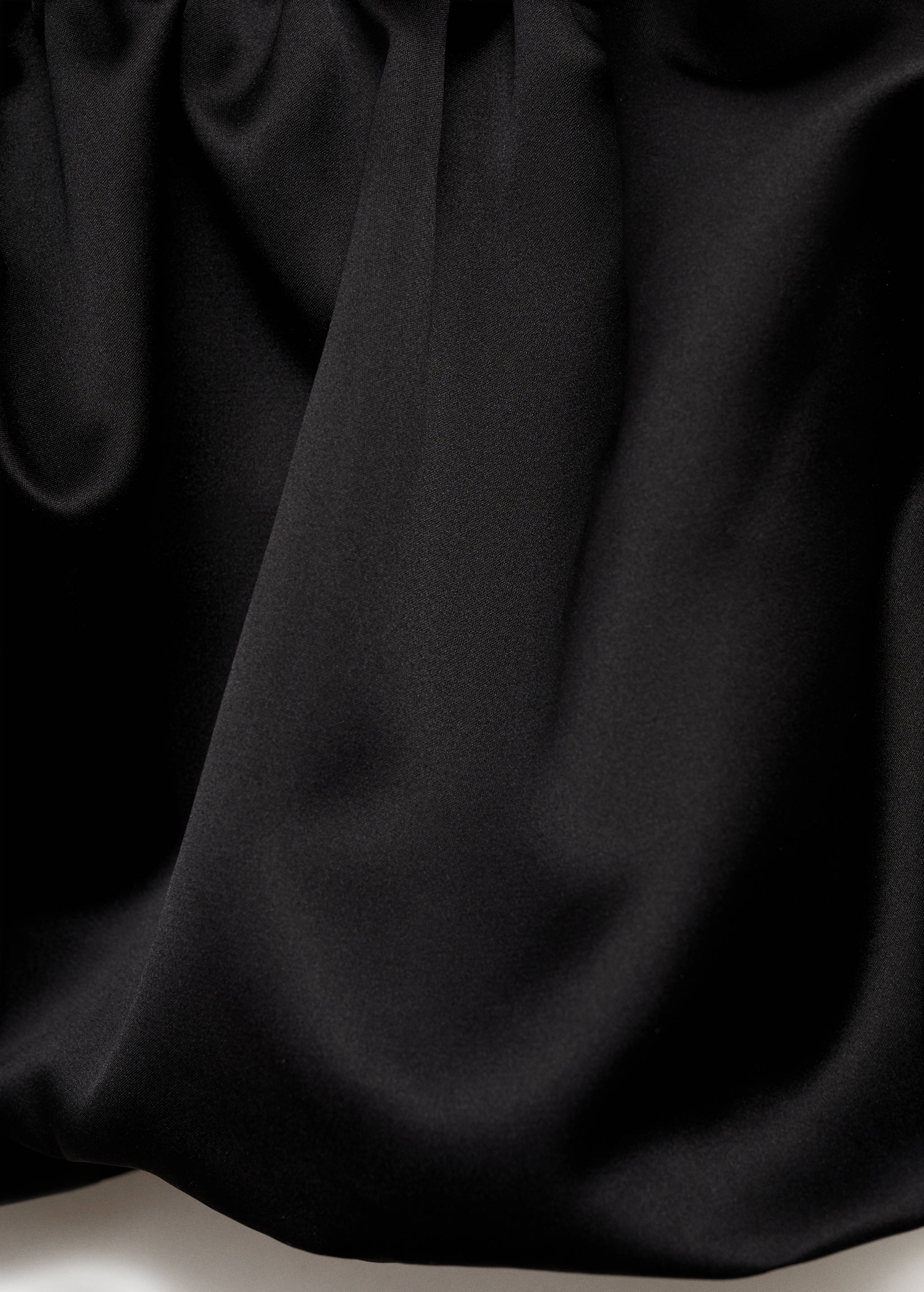 Balloon-effect halter-neck top - Details of the article 0