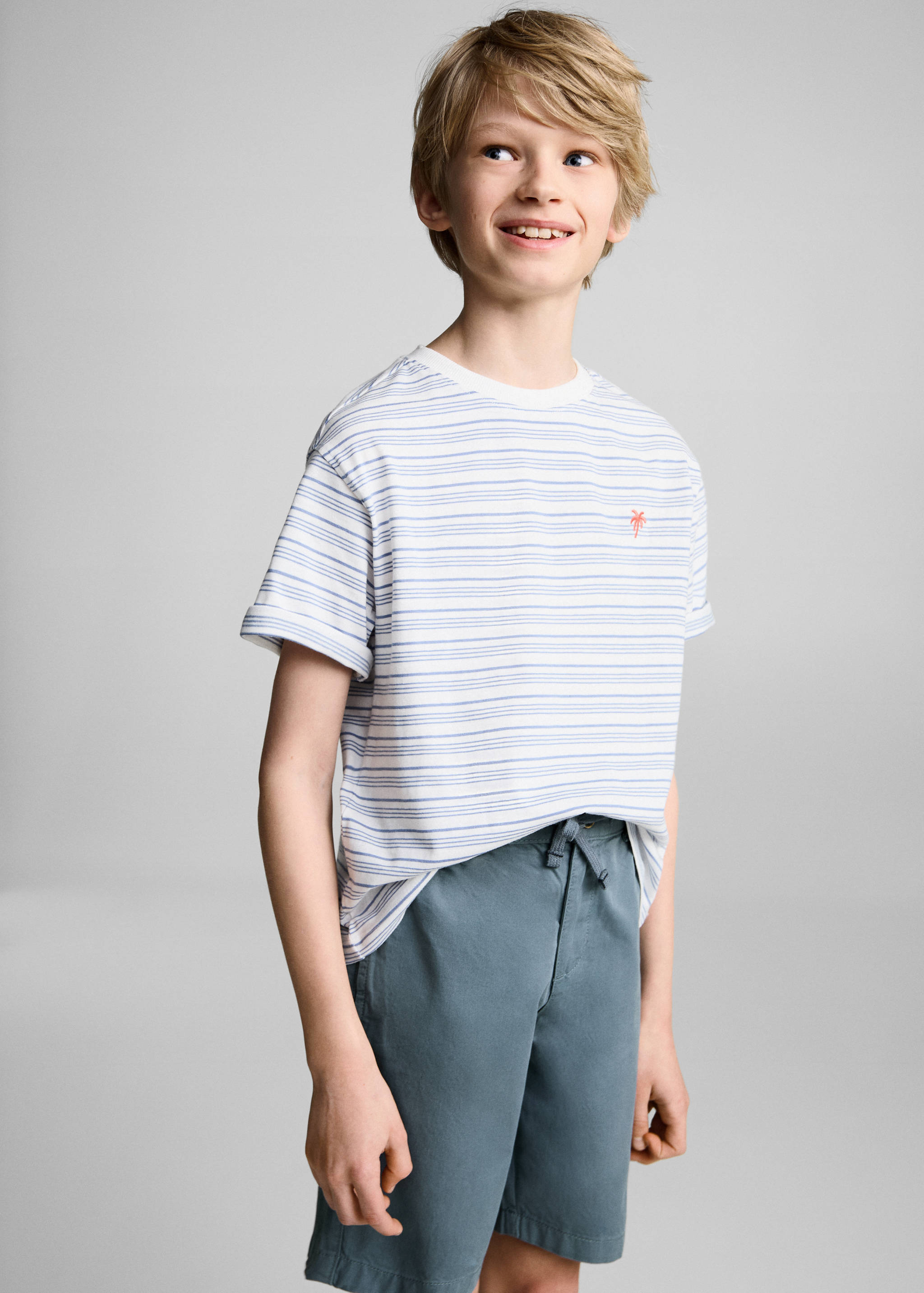 Bermudas cintura elástica - Plano medio