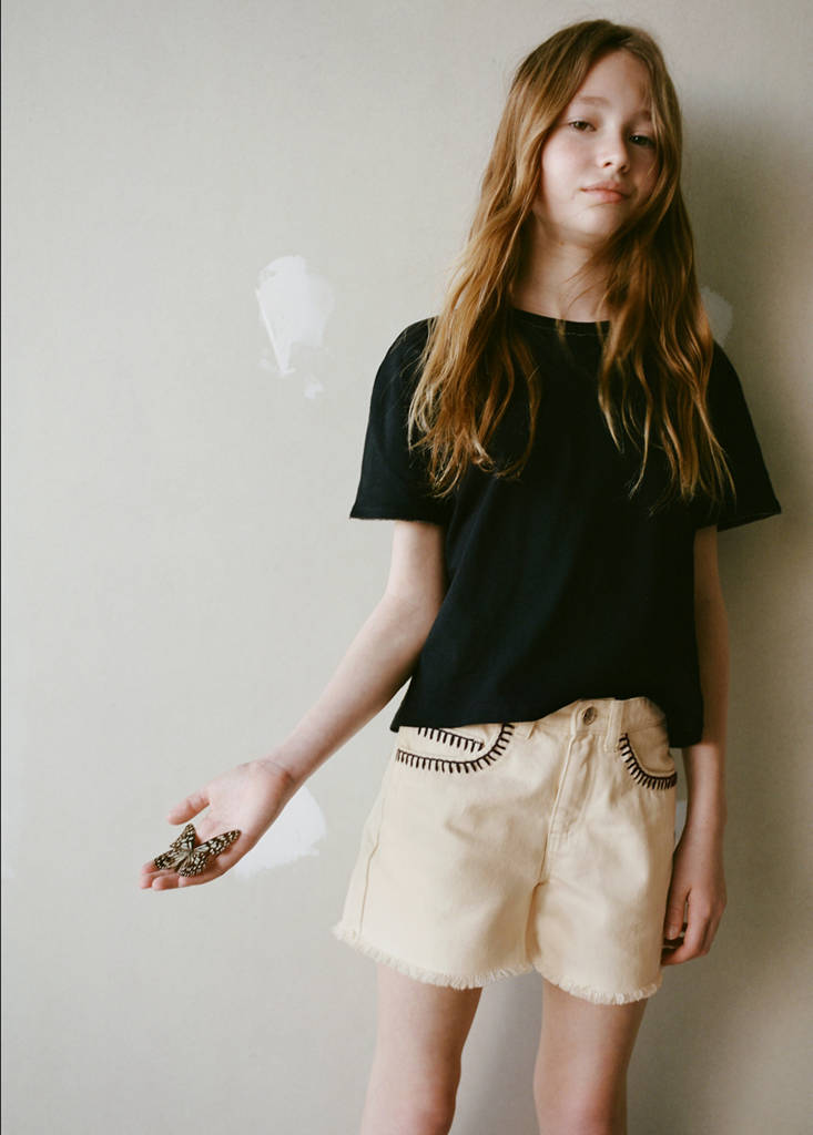 Shorts with embroidered detail — Ecru