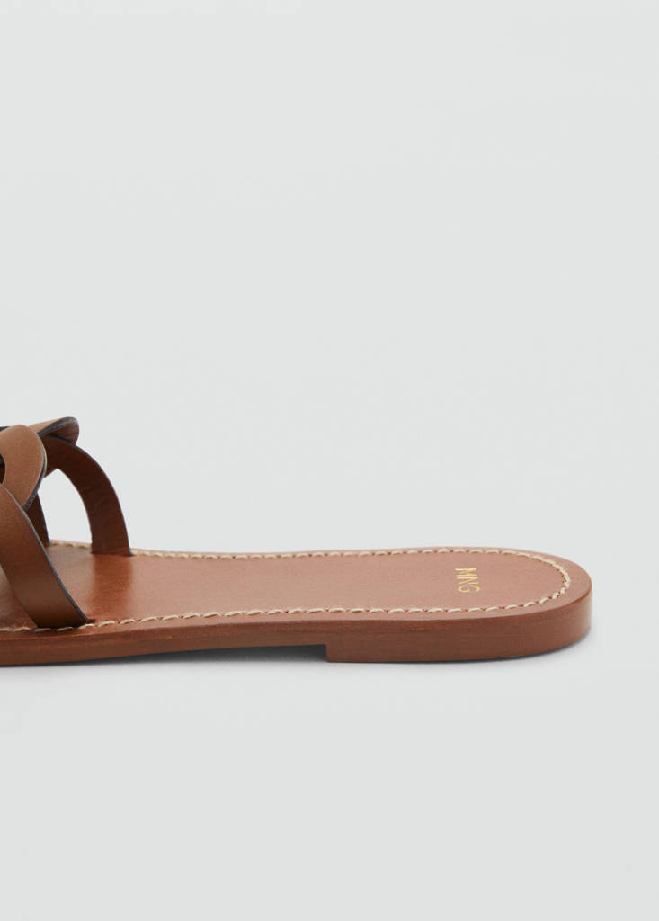 Leather sandals with intertwined strap — Leather