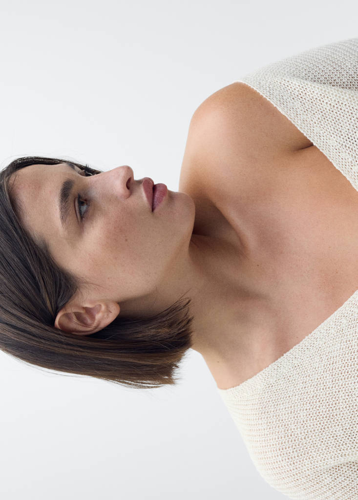 V-neck knit sweater — Ecru
