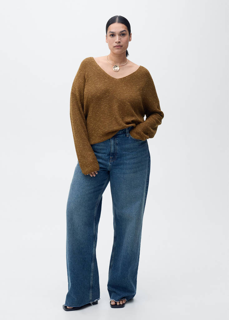 V-neck knit sweater — Tobacco Brown