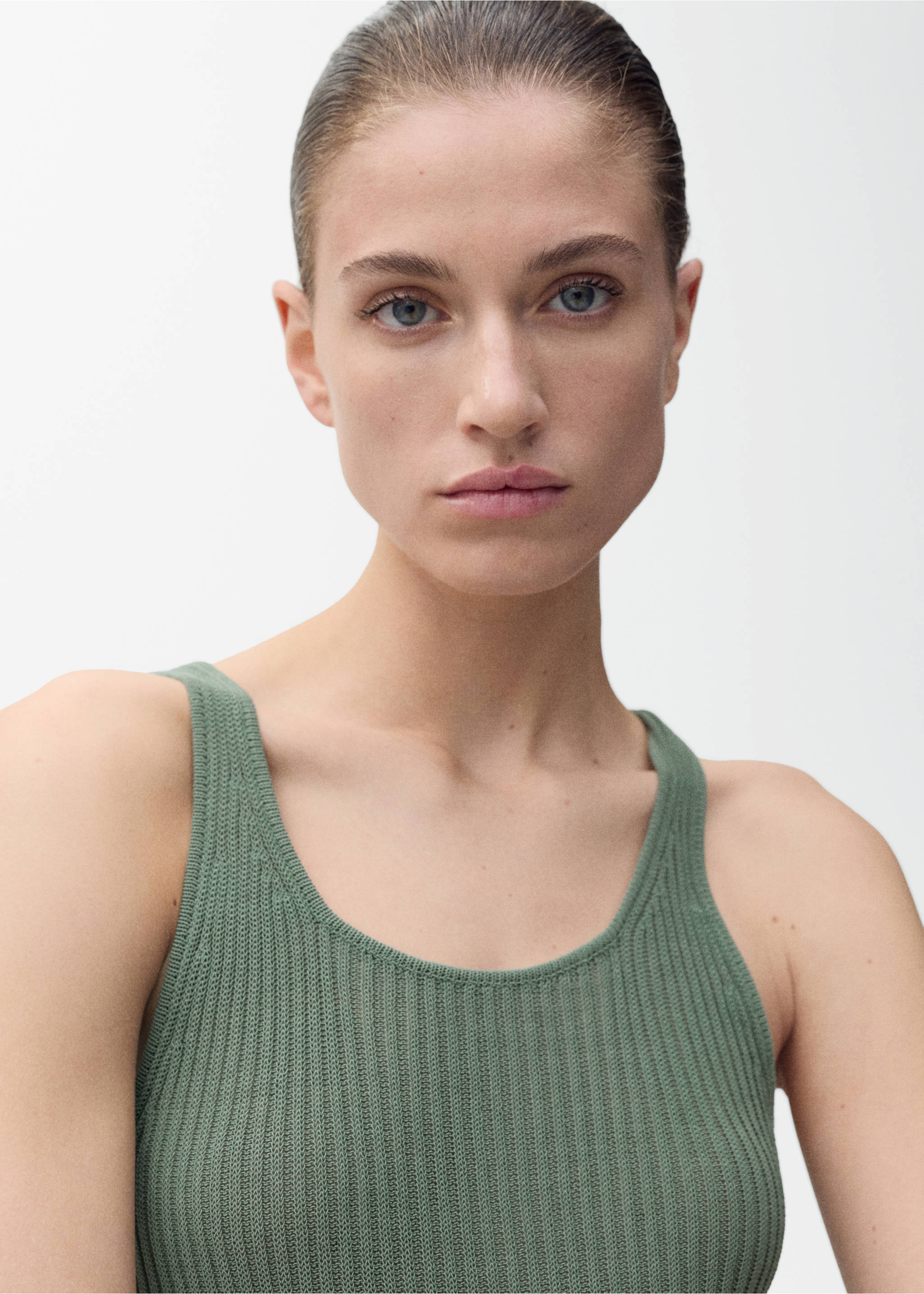 Chunky rib-knit top - Details of the article 1, Green. Ref: 87037166-00.