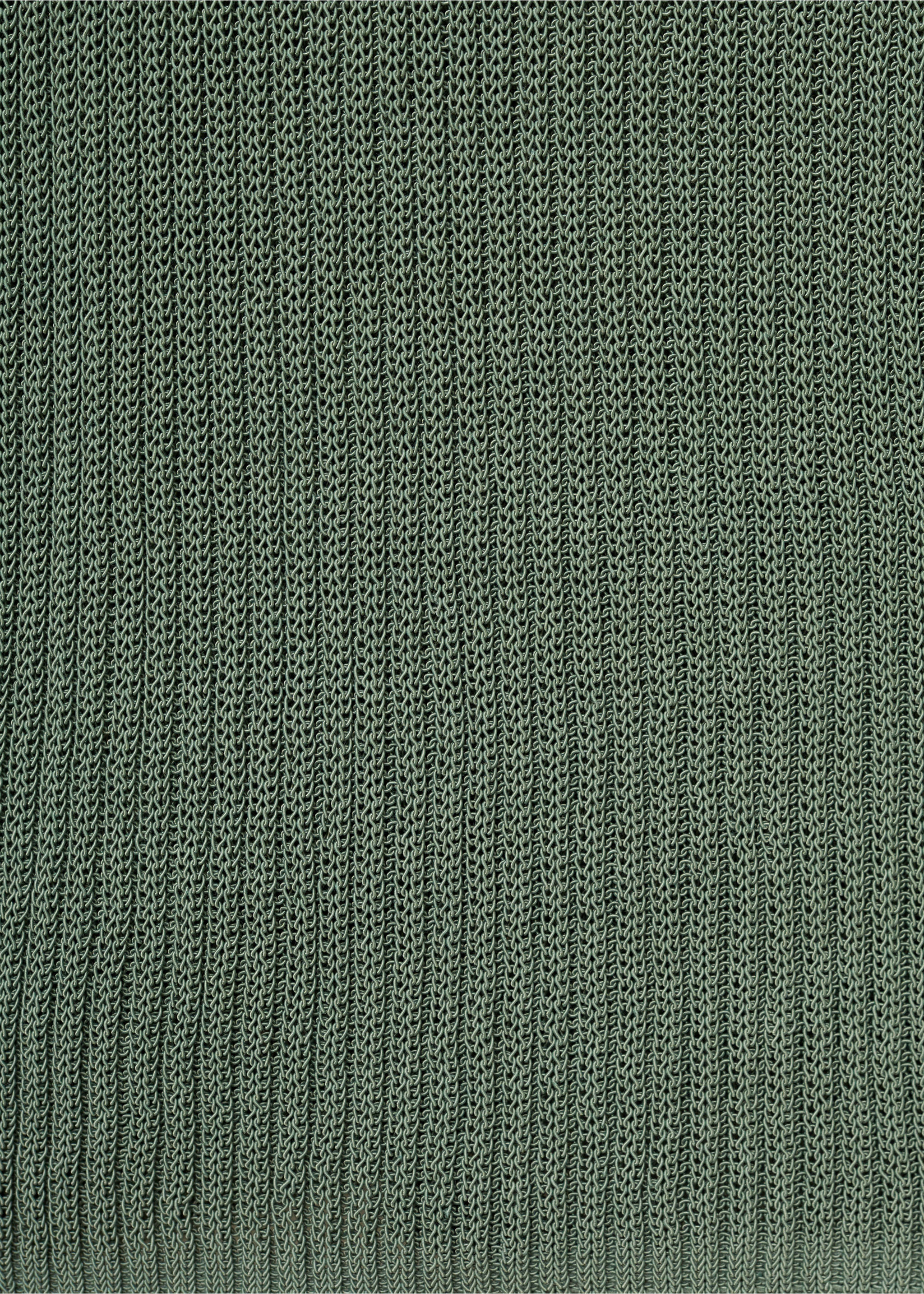 Chunky rib-knit top - Details of the article 8, Green. Ref: 87037166-00.