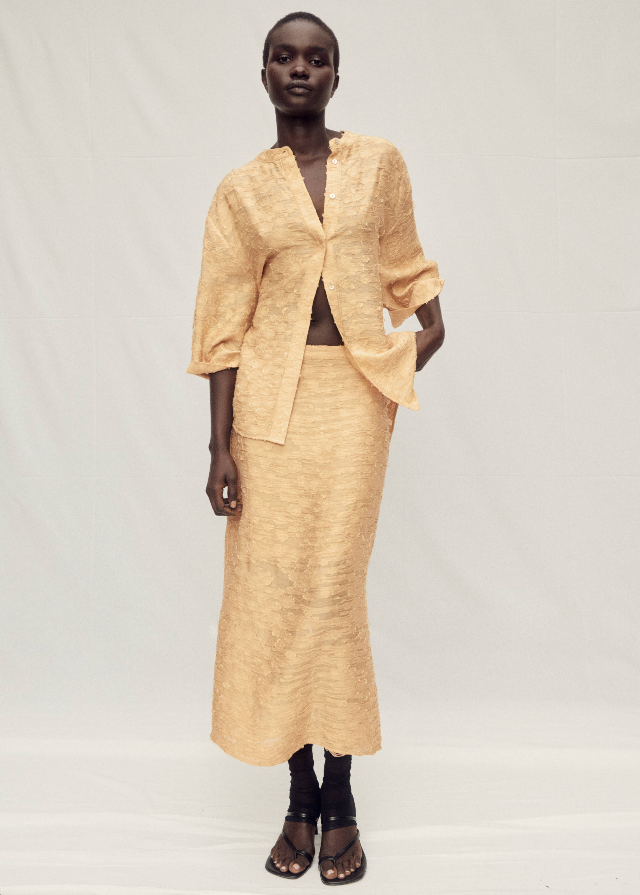 Camisa oversize textura - Plano general