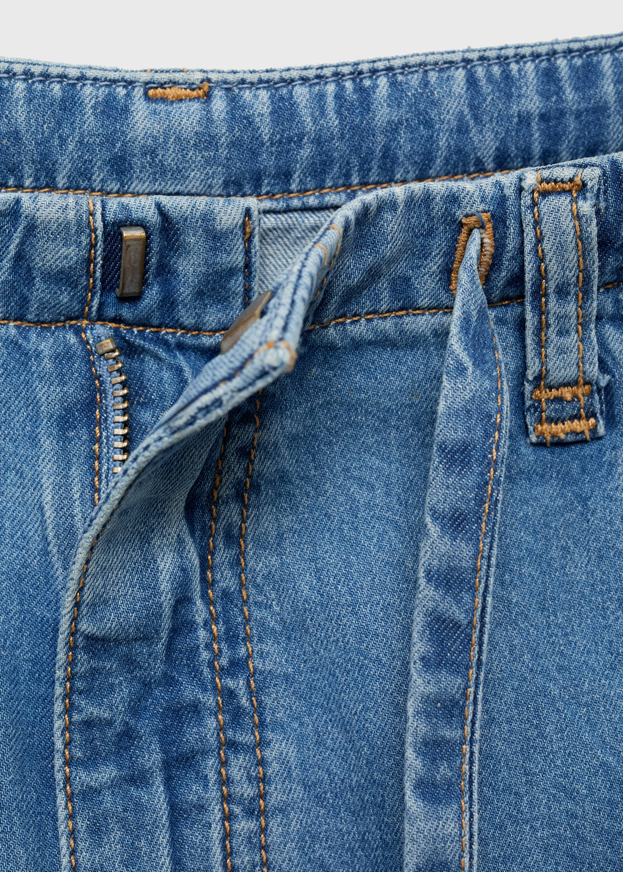 Wide leg denim trousers with belt - Details of the article 0