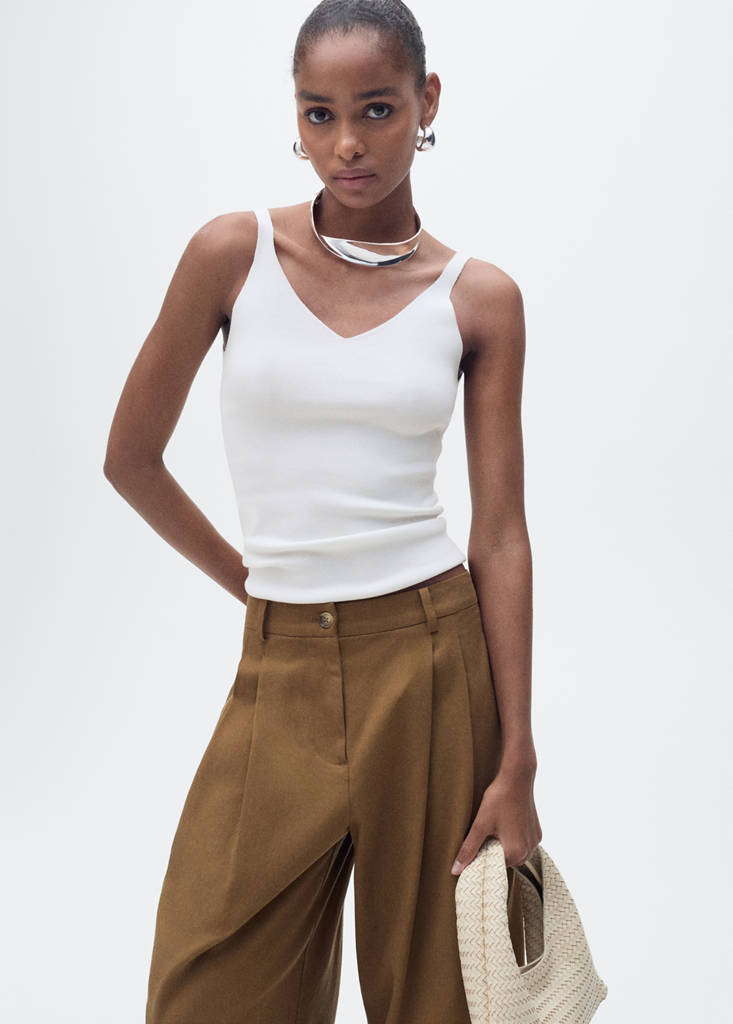 V-neck knit top — Ecru