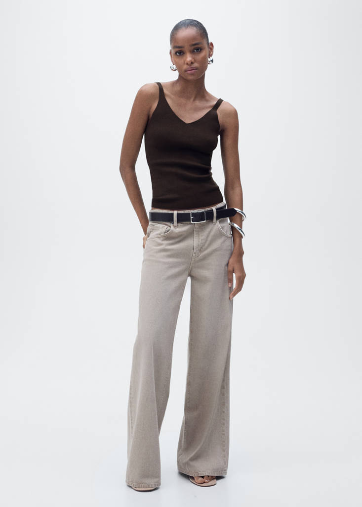V-neck knit top — Chocolate