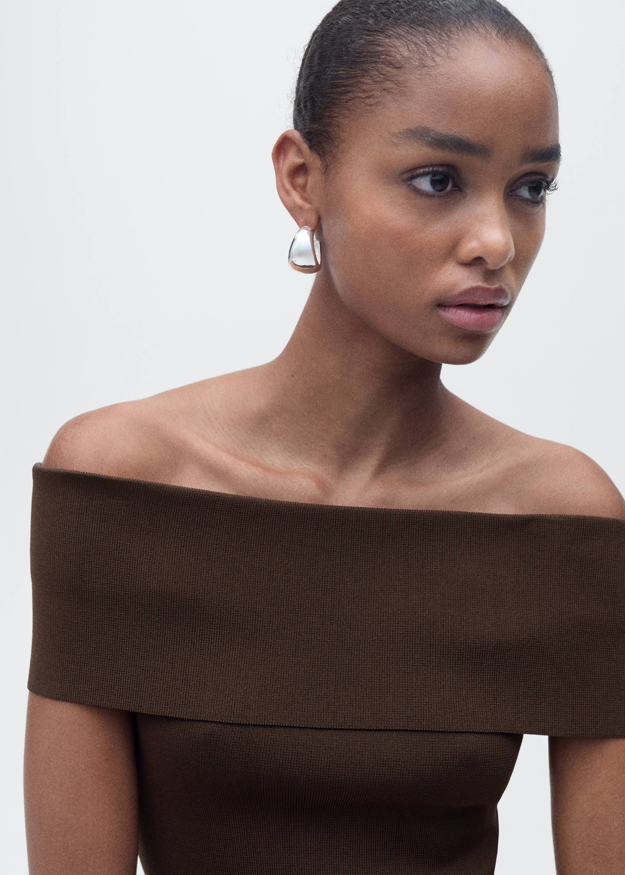 Off-the-shoulder knitted top - Details of the article 1