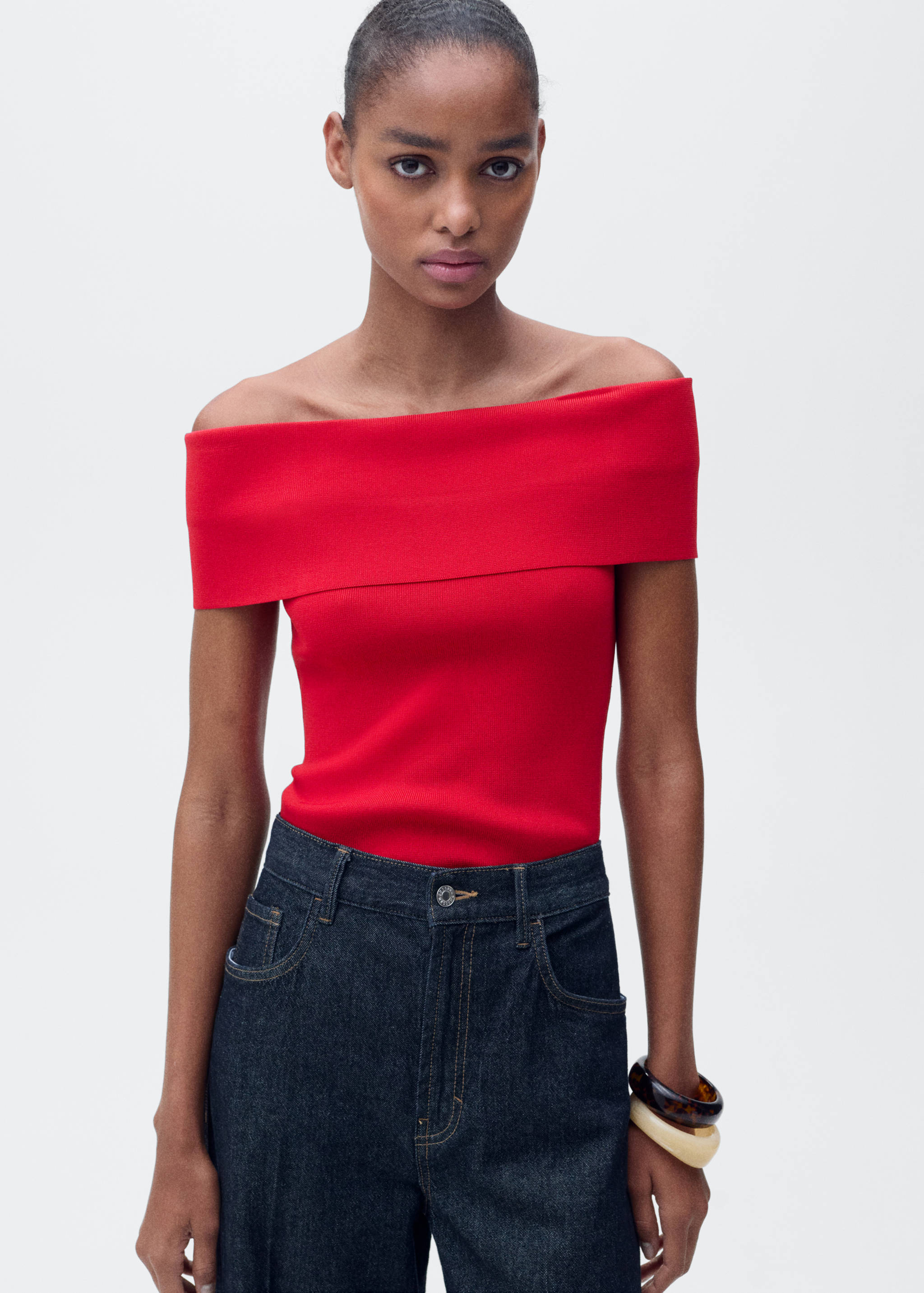 Off-the-shoulder knitted top - Medium plane