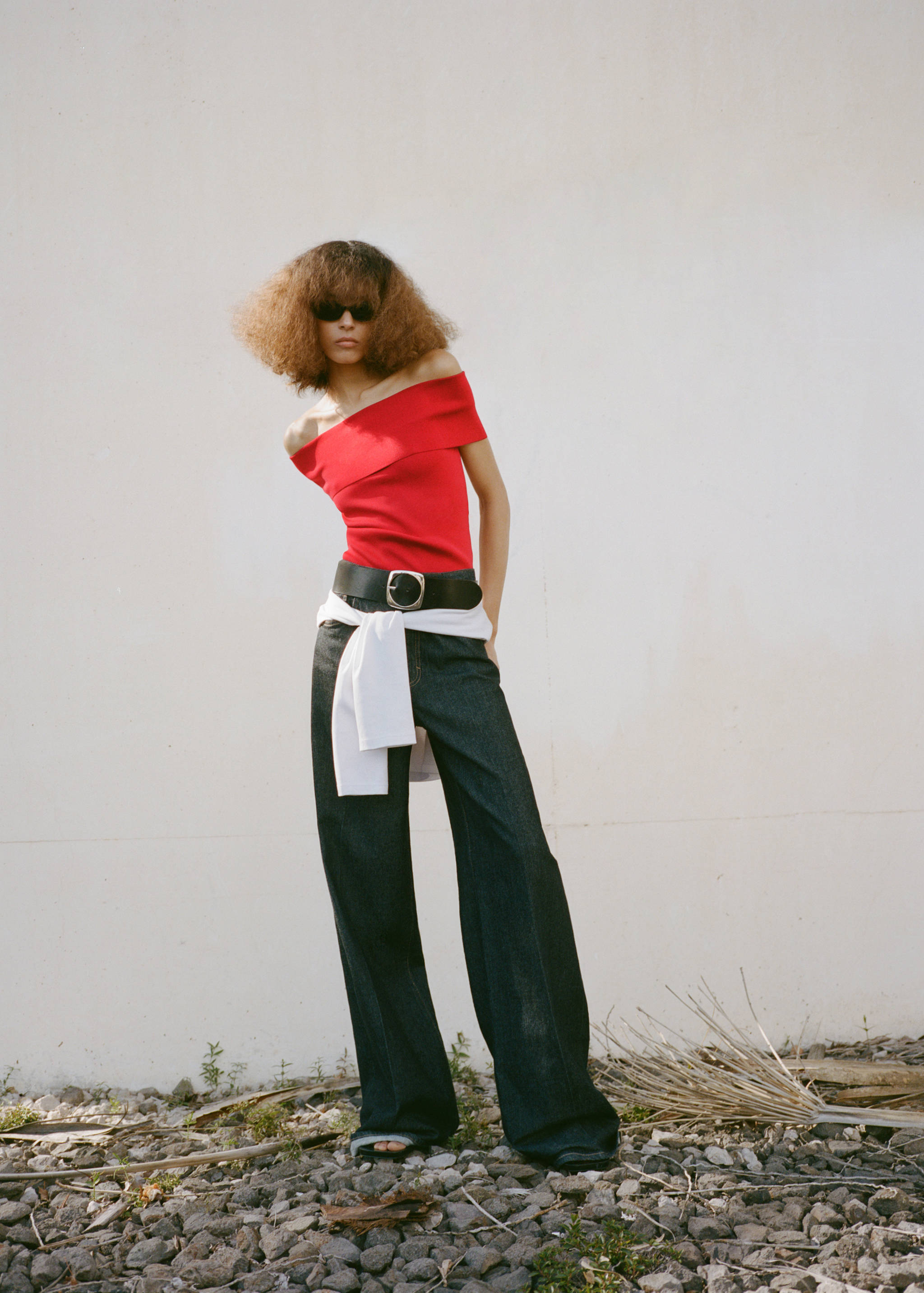 Off-the-shoulder knitted top - Details of the article 6