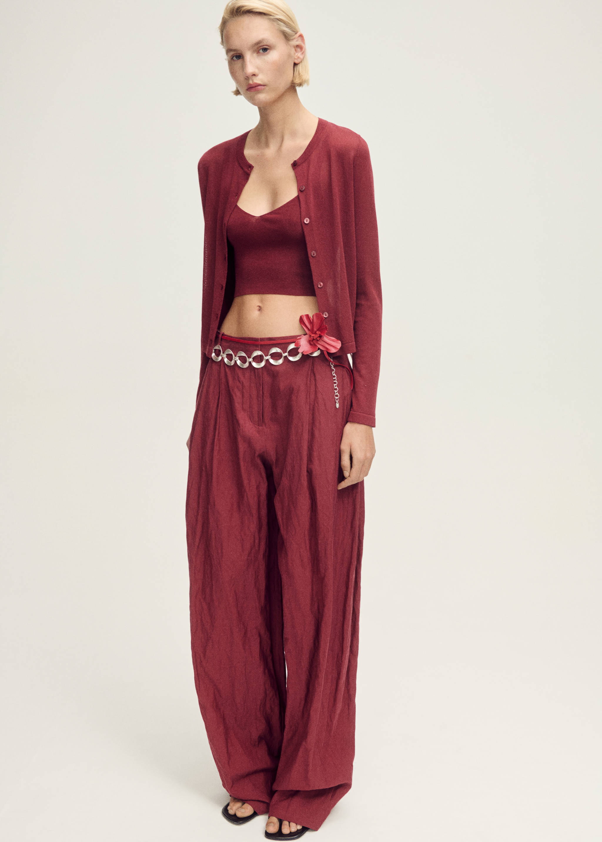 Fine-knit straight-fit cardigan - General plane