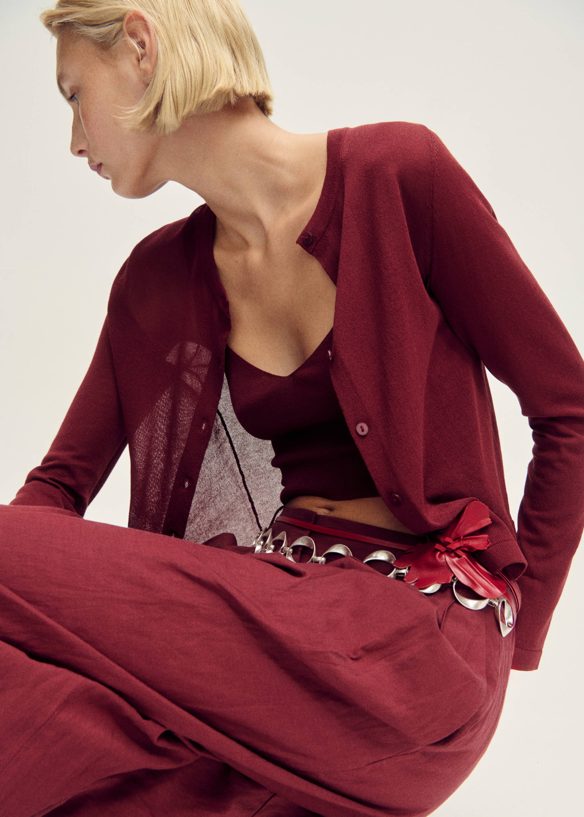 Fine-knit straight-fit cardigan - Details of the article 2