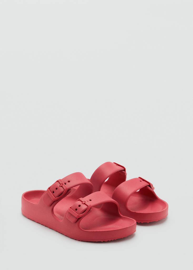 Flip-flops with buckle straps — Strawberry