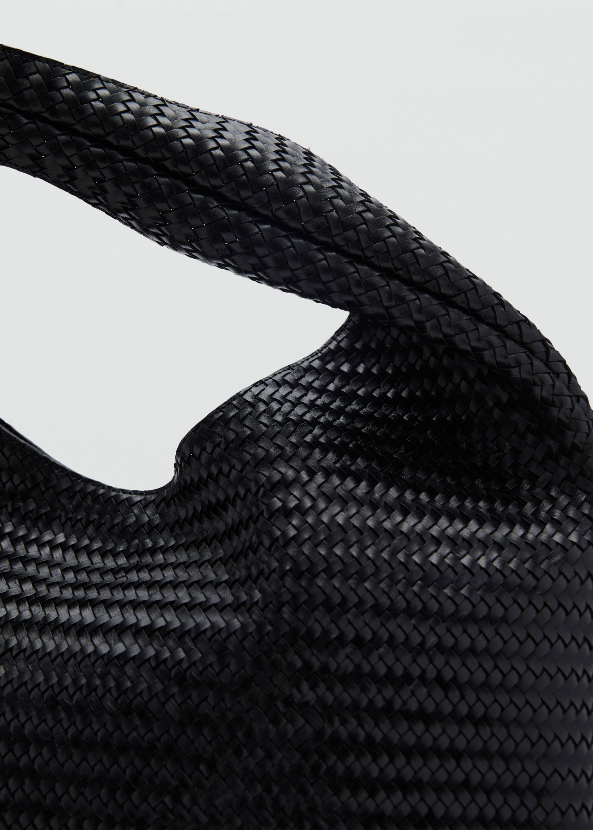 Große Schultertasche aus Leder in Flechtoptik - Detail des Artikels 1