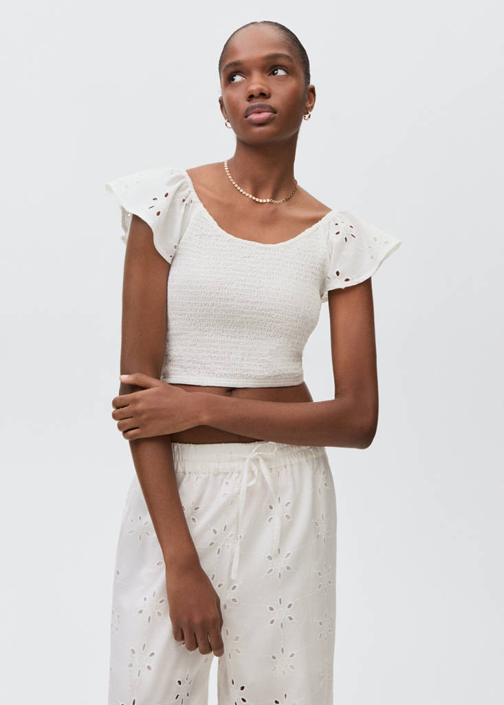 Ruffles embroidered top — Off White