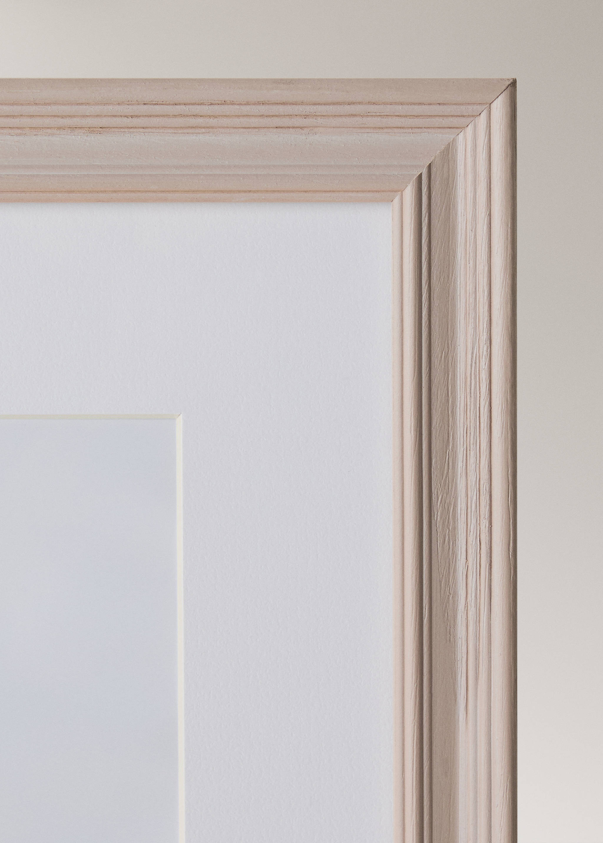 Medium wooden passe-partout frame - Details of the article 2