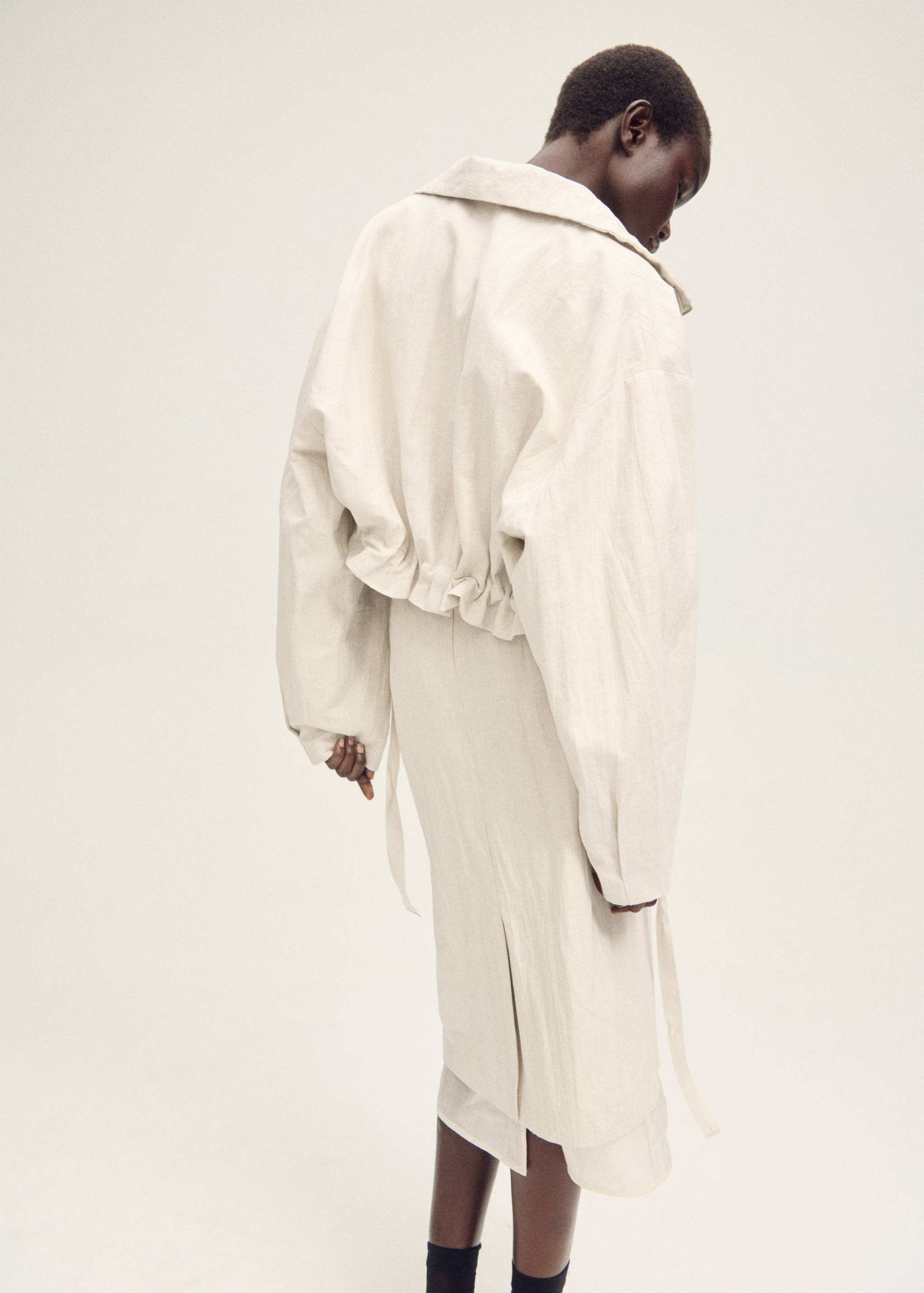 Μίντι φούστα από συνδυασμό μειγμάτων λινού - Πίσω όψη προϊόντος