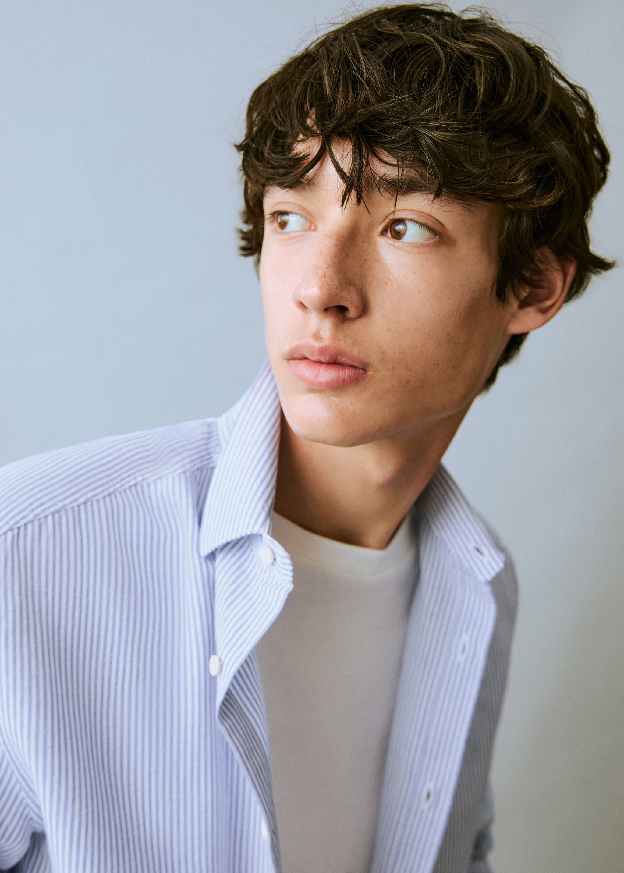 Linen oxford shirt - Details of the article 1