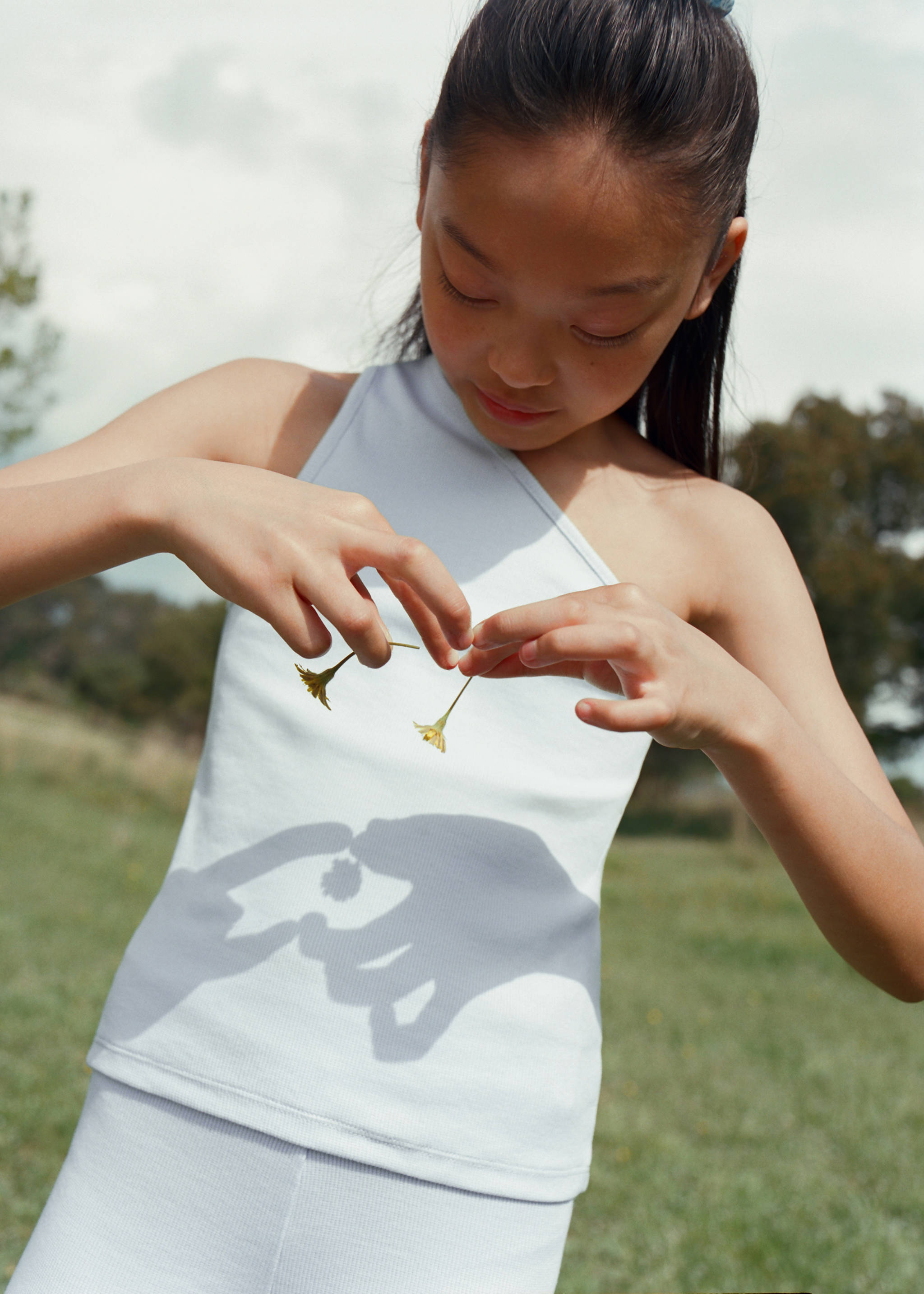 Asymmetrical ribbed top - Details of the article 5