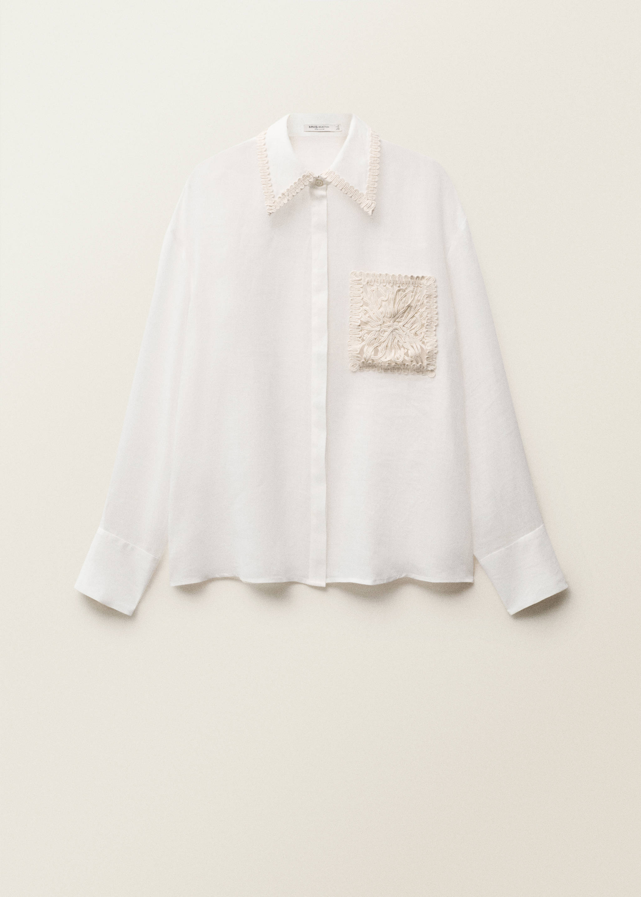 Ramie-Hemd mit bestickter Tasche - Artikel ohne Model