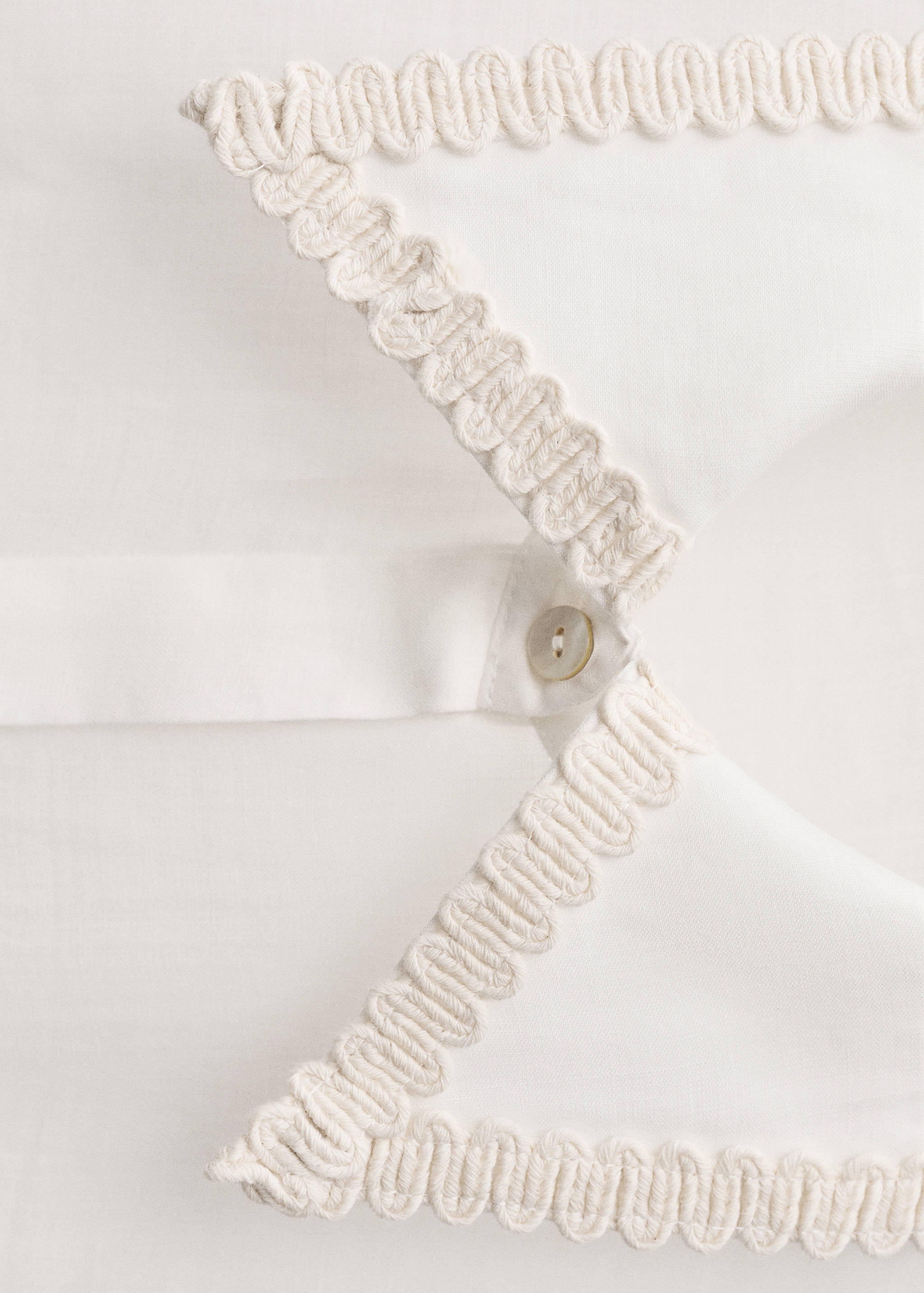 Ramie-Hemd mit bestickter Tasche - Detail des Artikels 0