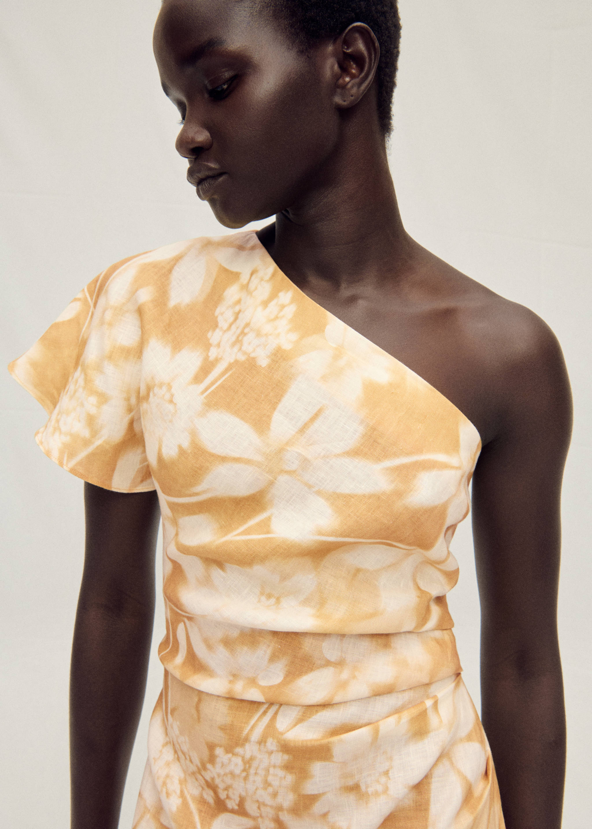 Vestido assimétrico de linho às flores - Pormenor do artigo 6