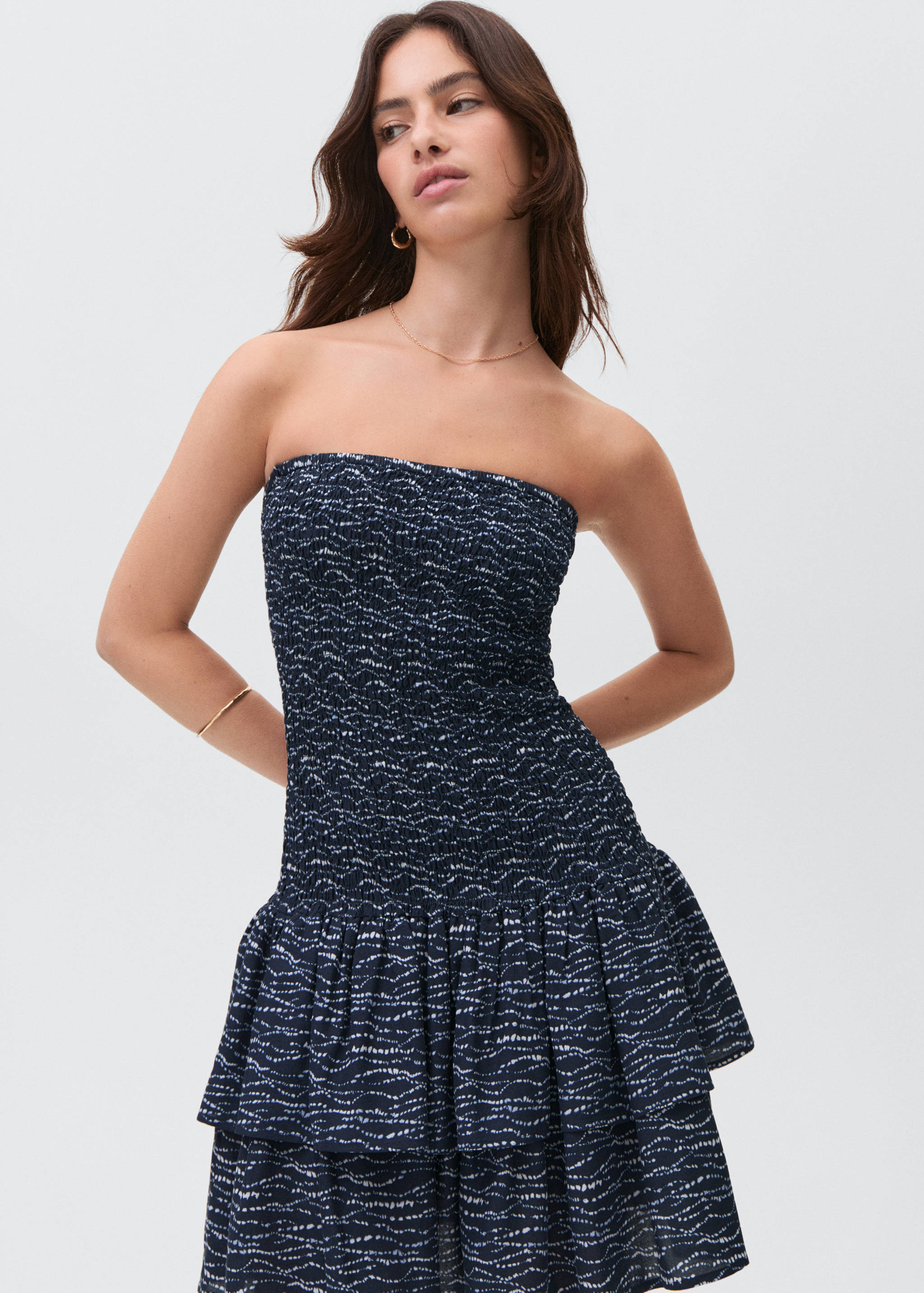 Vestido estampado volantes - Plano medio