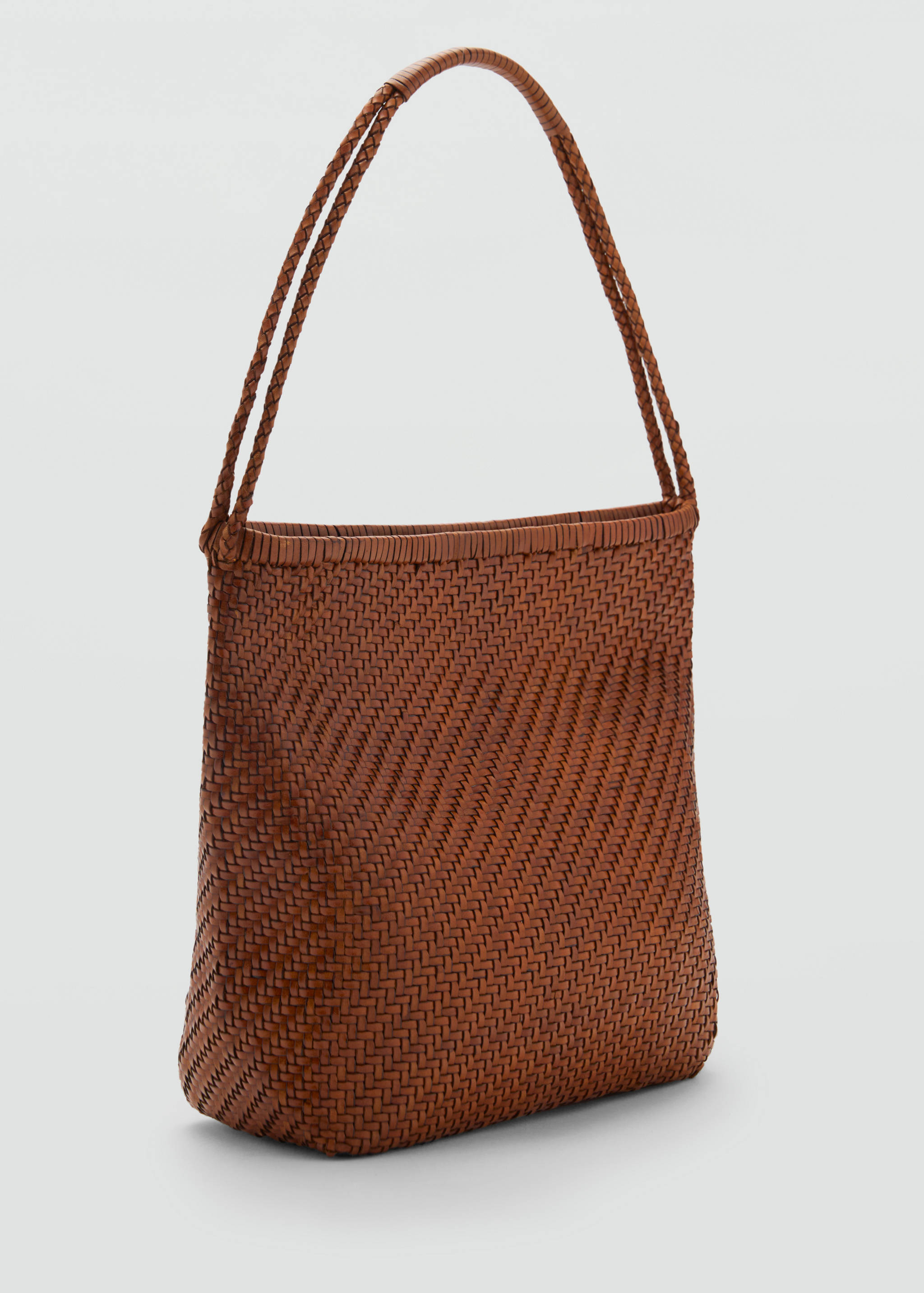 Mittelgroße Schultertasche aus geflochtenem Leder - Mittlere Ansicht