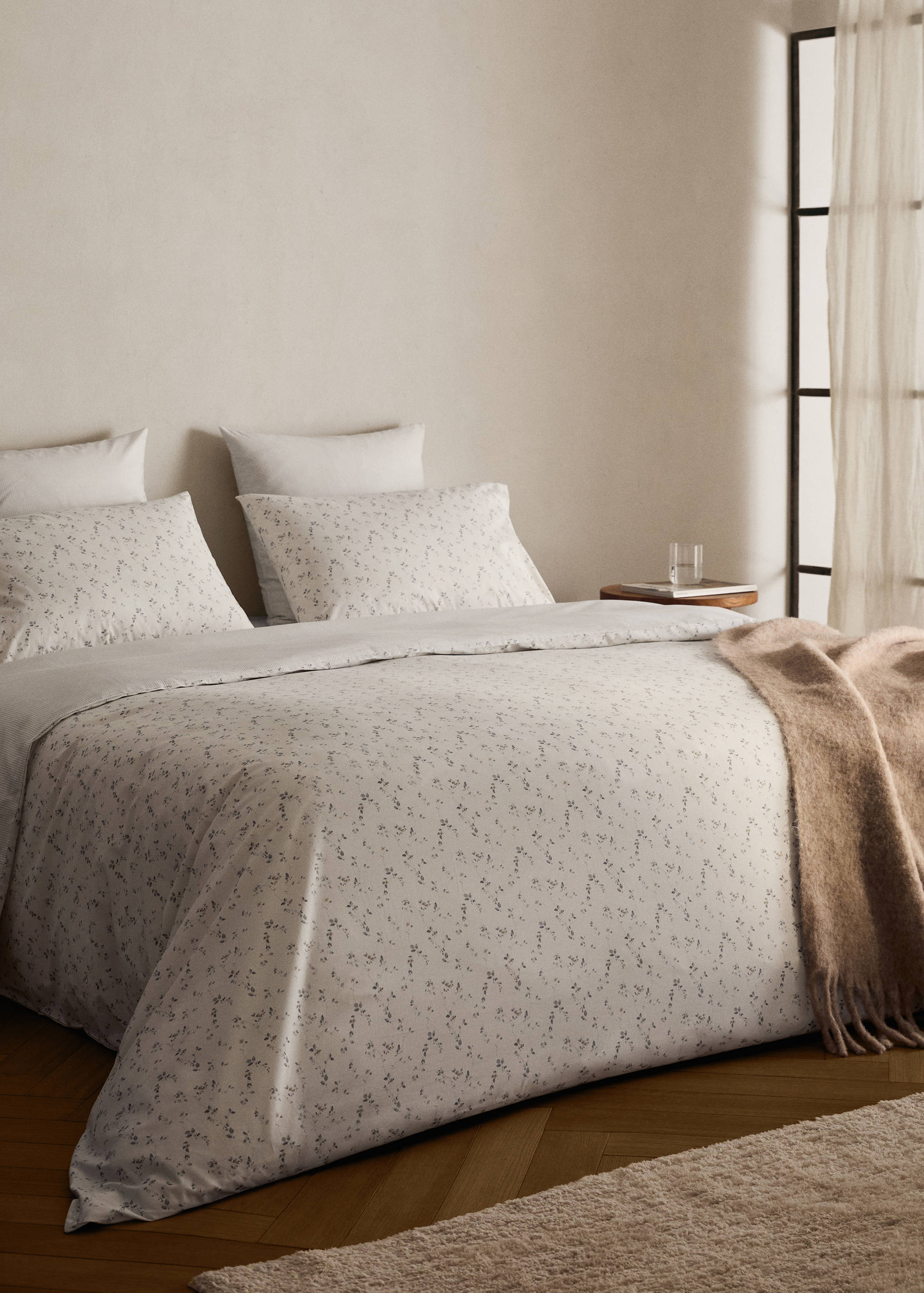 Percale cotton floral and fine-stripe reversible duvet cover for 150/160 cm bed - General plane