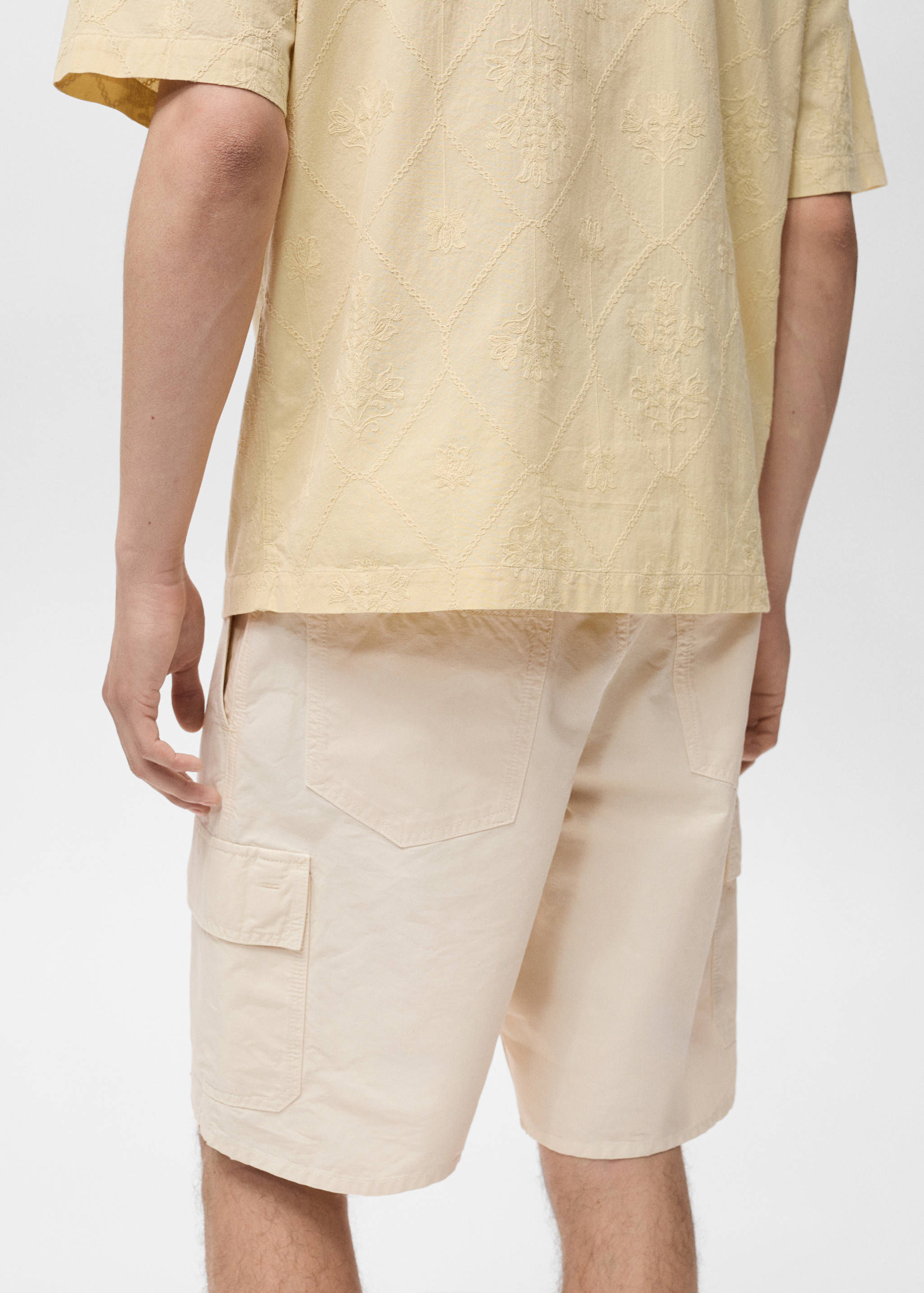 Cargo Bermuda shorts - Details of the article 6