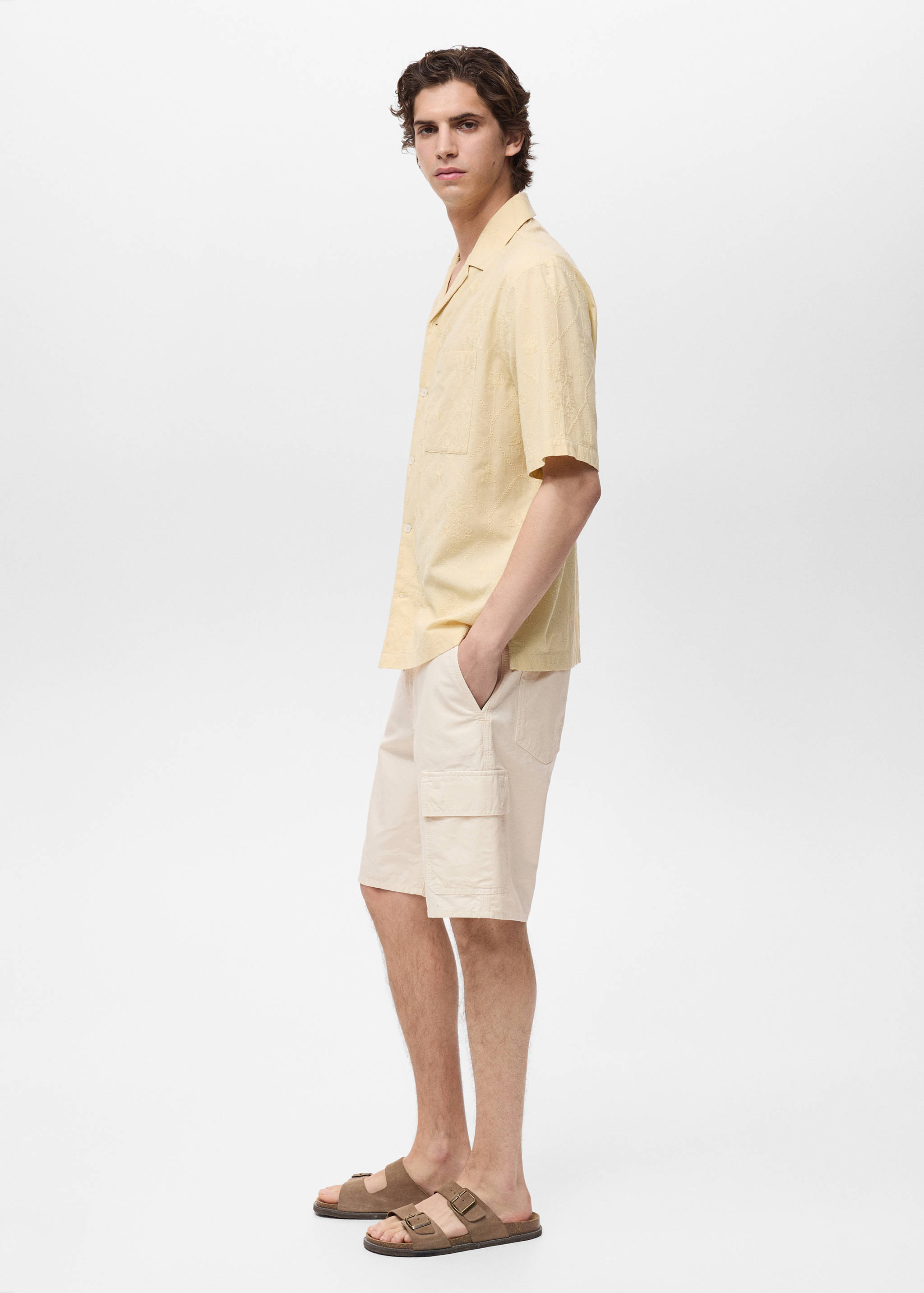Cargo Bermuda shorts - Details of the article 2