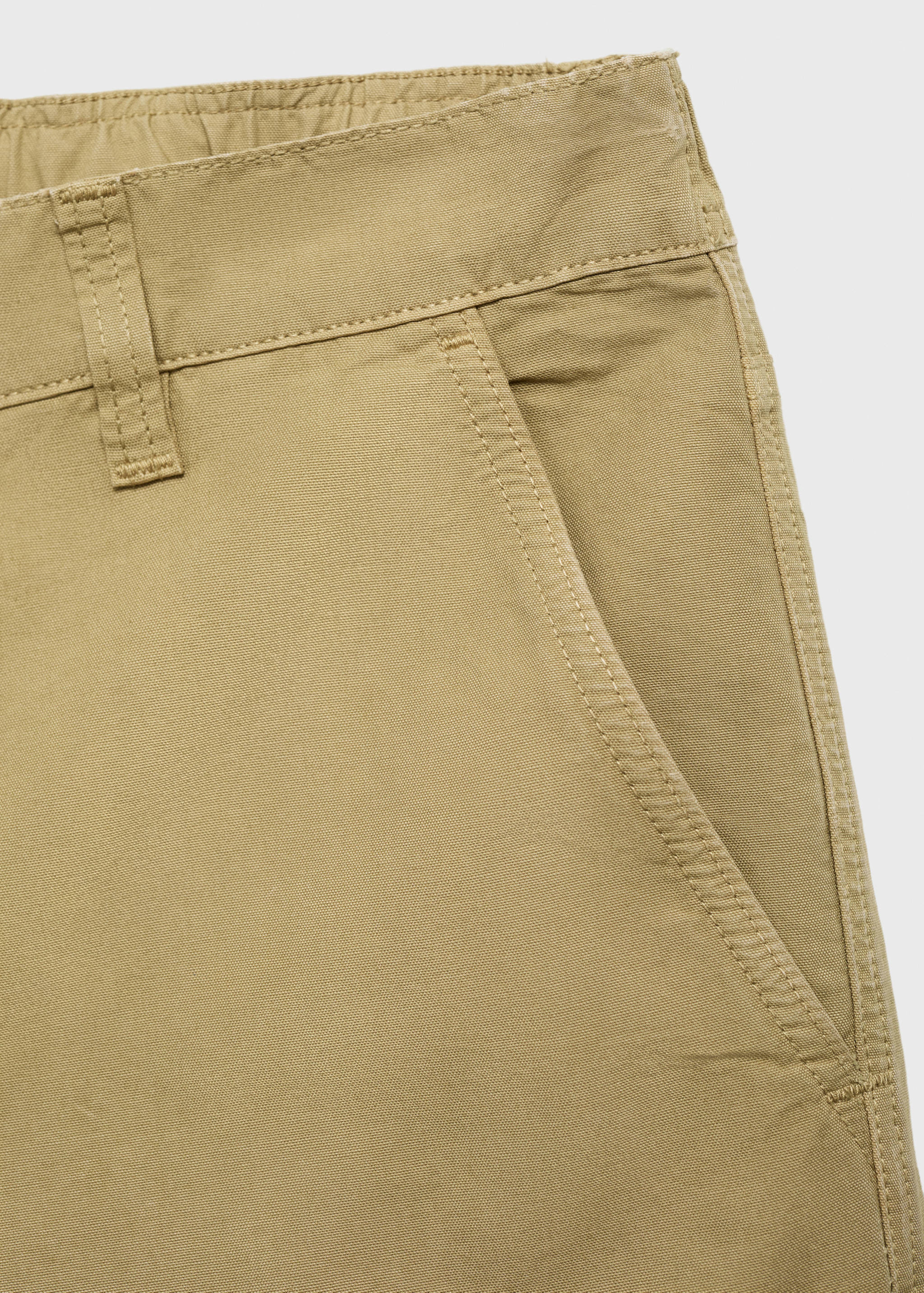 Cargo Bermuda shorts - Details of the article 8