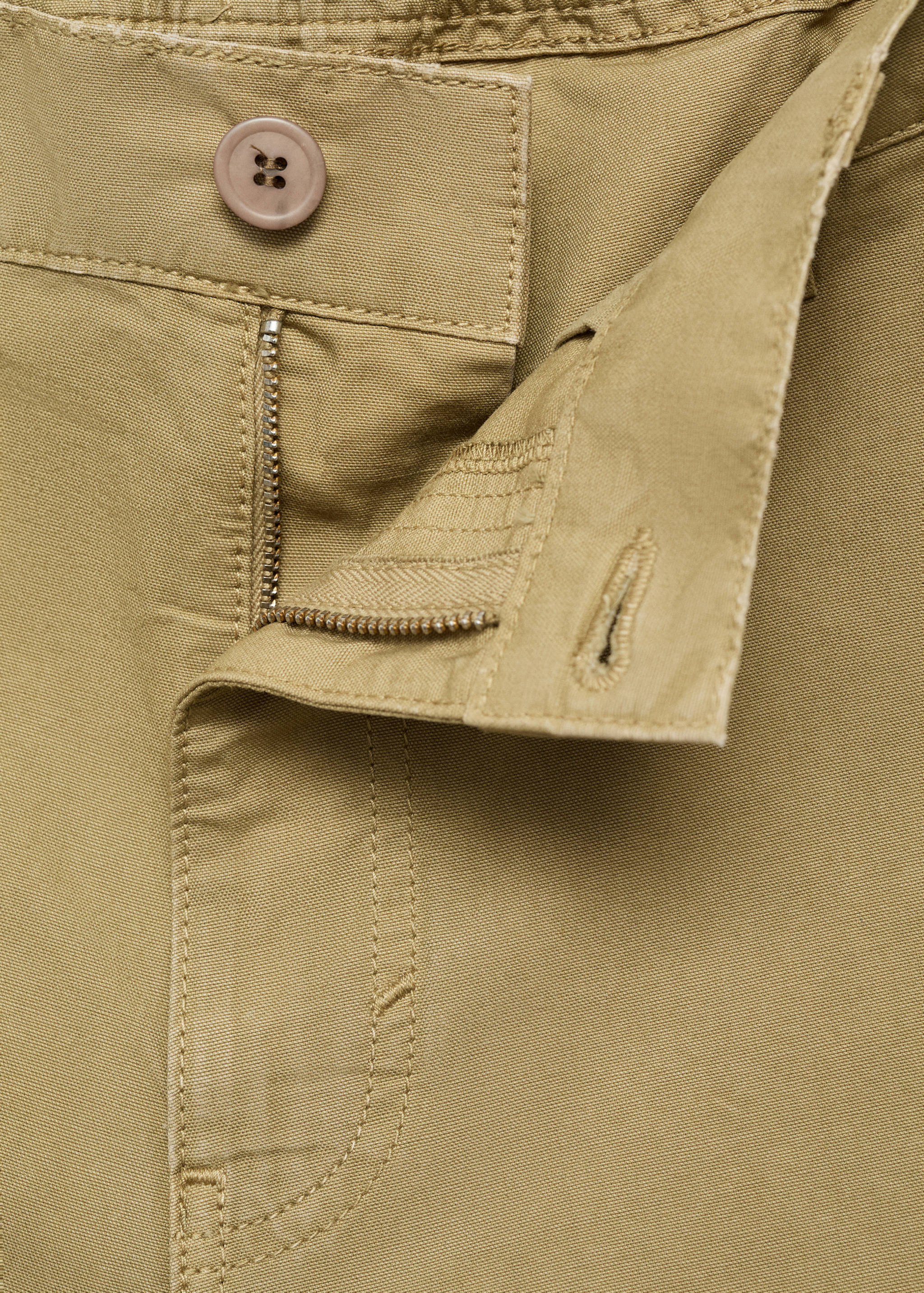 Cargo Bermuda shorts - Details of the article 0