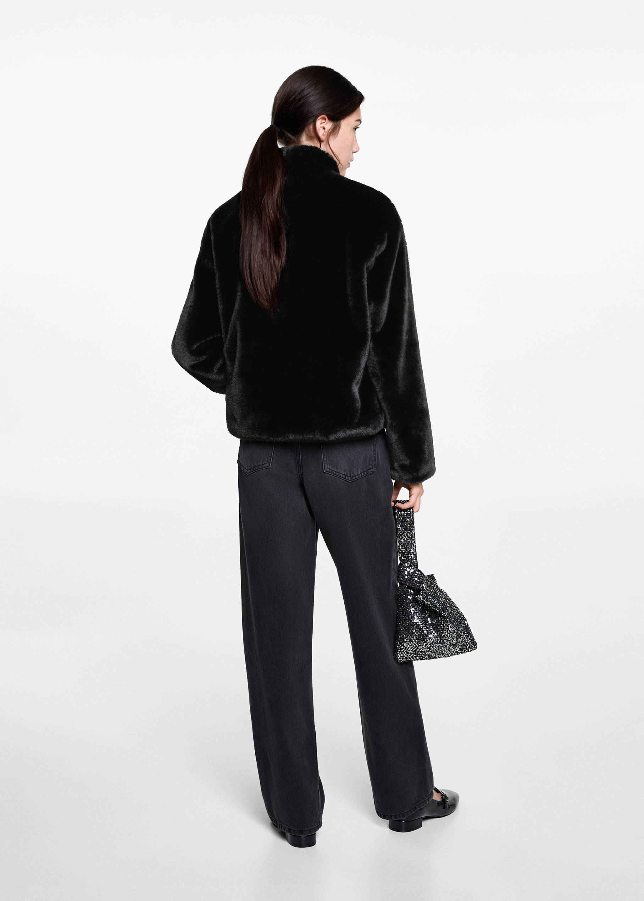 معطف فرو بسحابة - الجهة الخلفية للمنتج