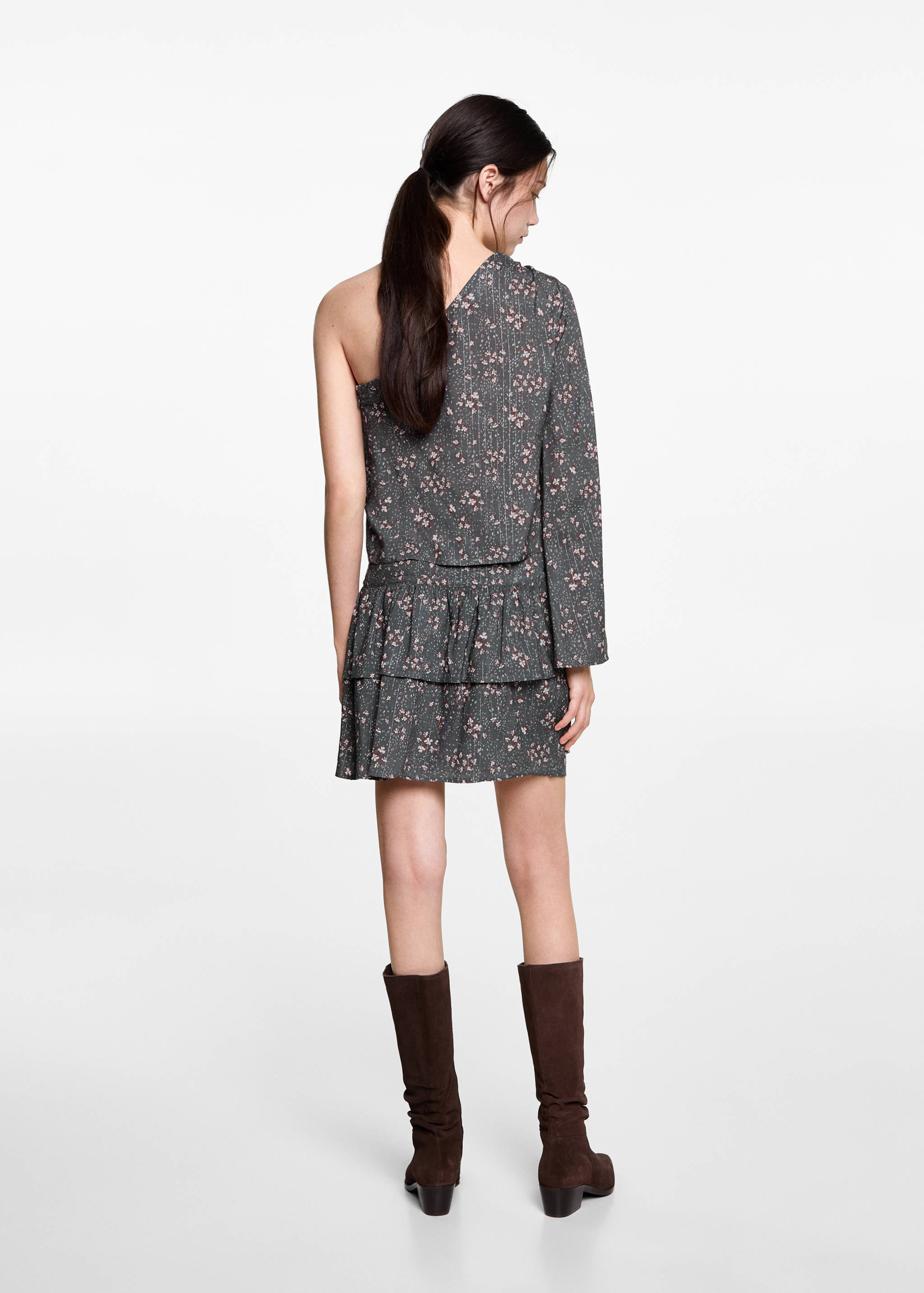 Asymmetrical printed blouse - Reverse of the article