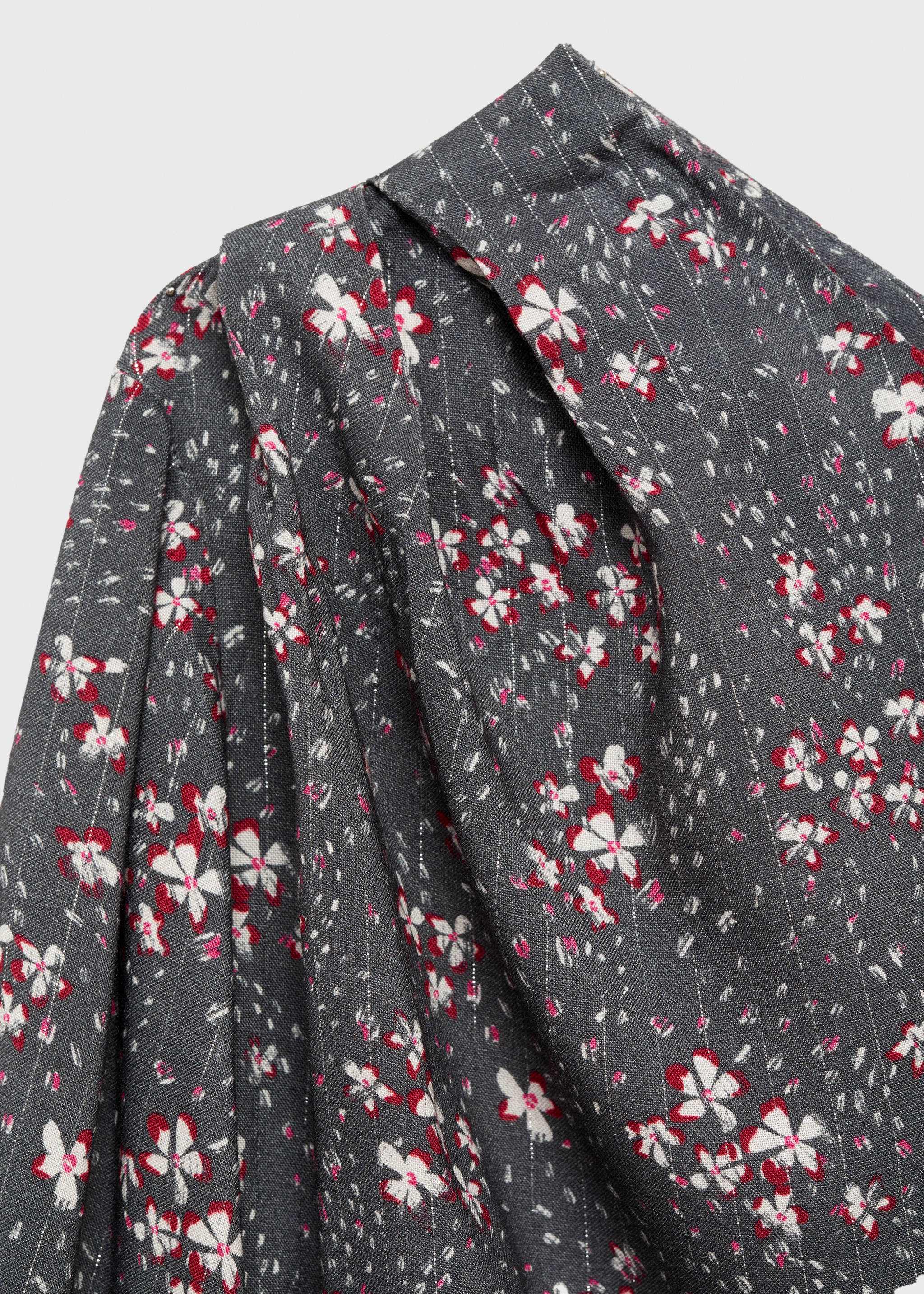 Asymmetrical printed blouse - Details of the article 8