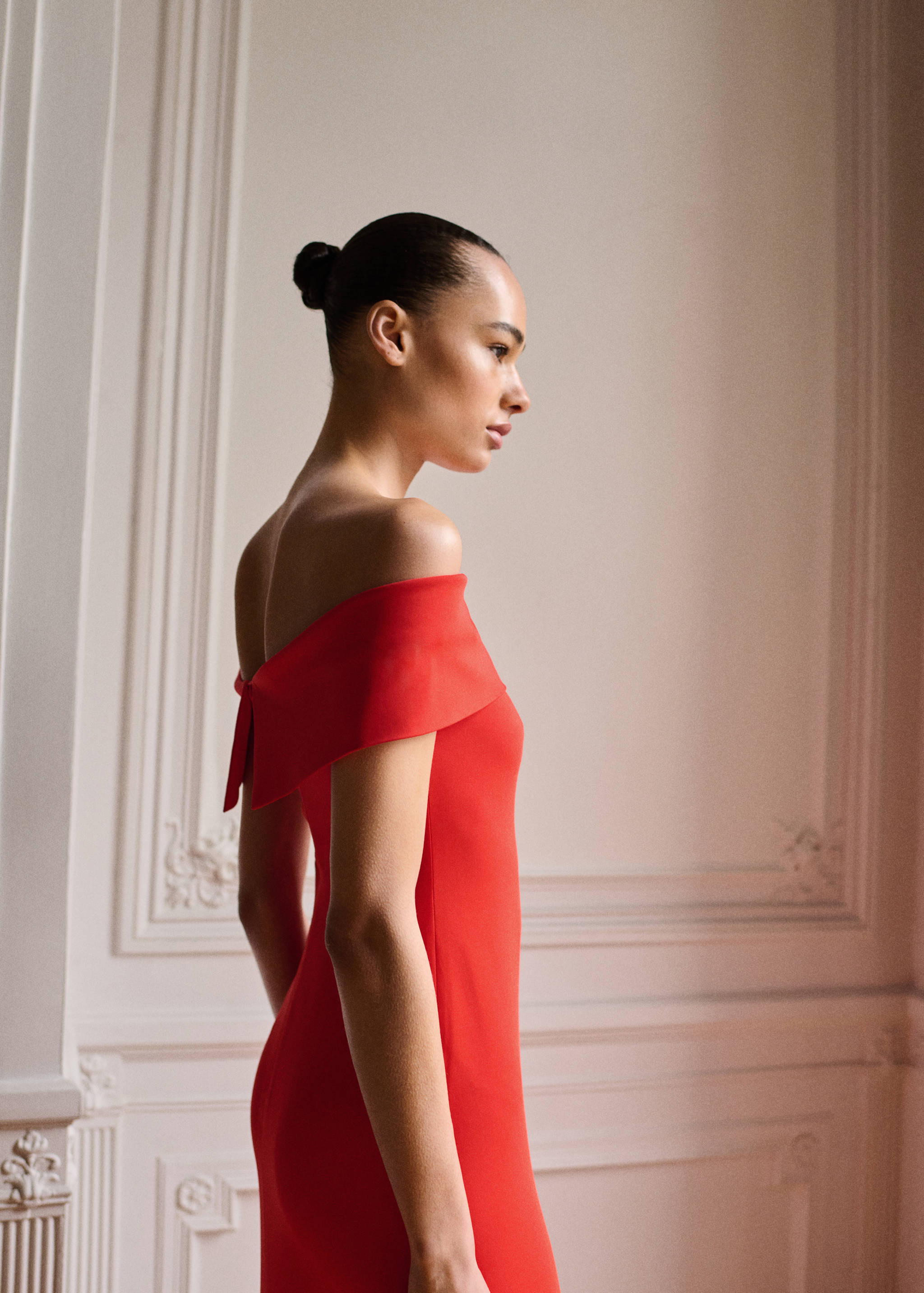 Vestido hombros descubiertos detalle abertura - Detalle del artículo 1