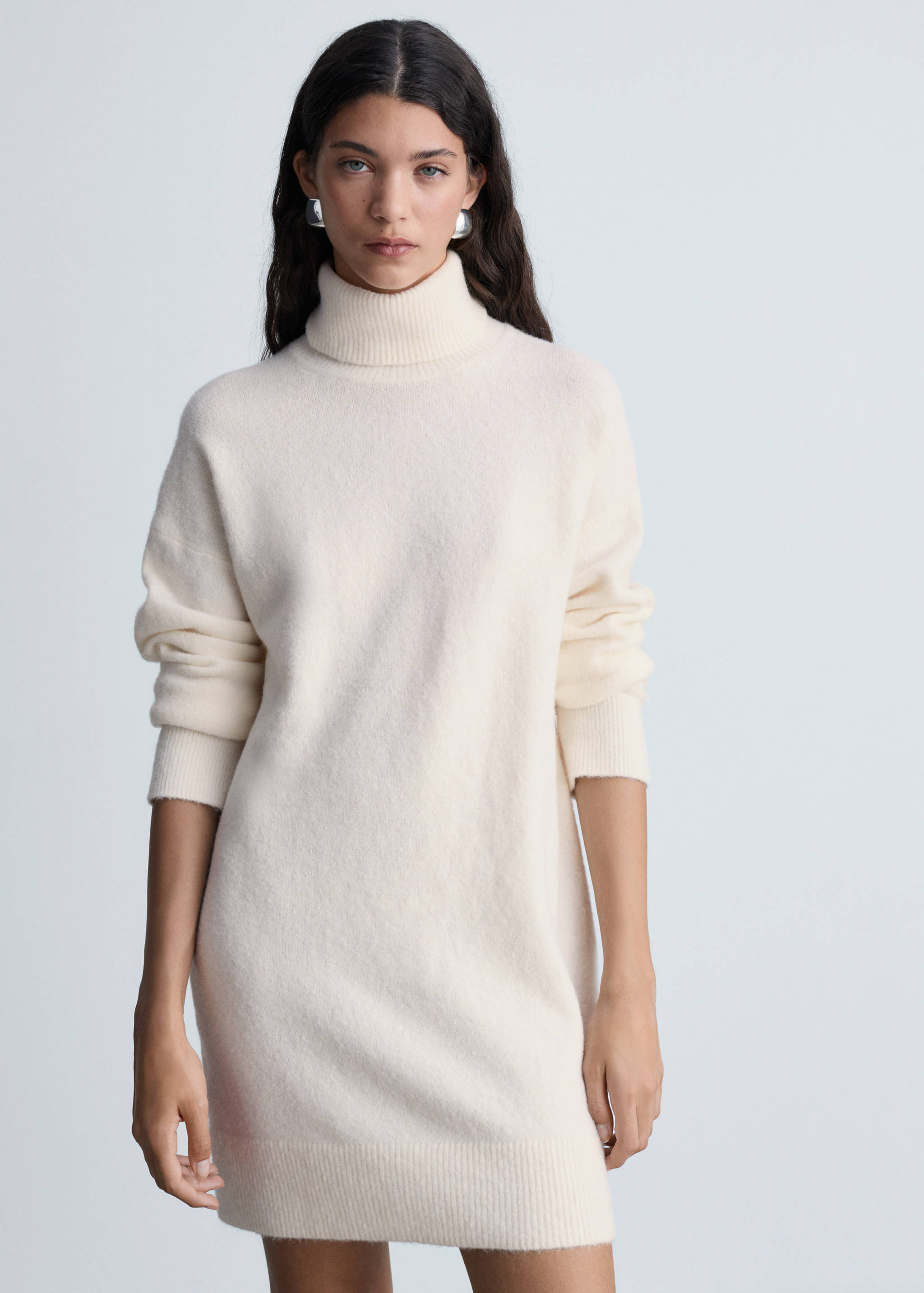 Knitted turtleneck dress - Medium plane