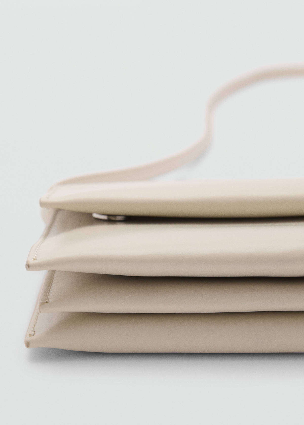 Crossbody bag with flap — Off White