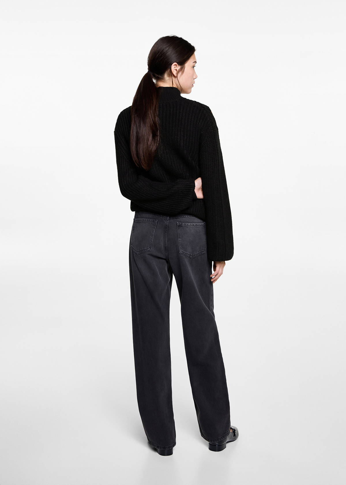 Oversized sweater with openings — Black