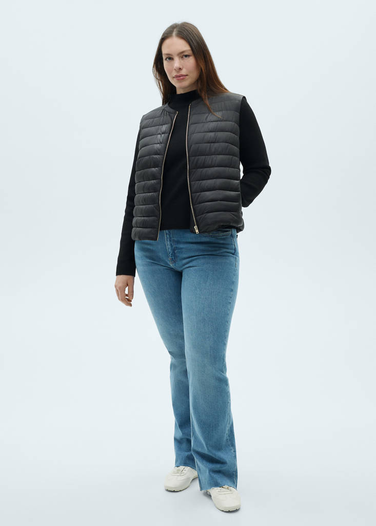 Quilted gilet — Black