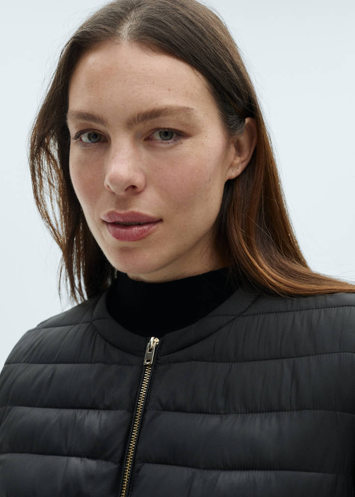 Quilted gilet — Black