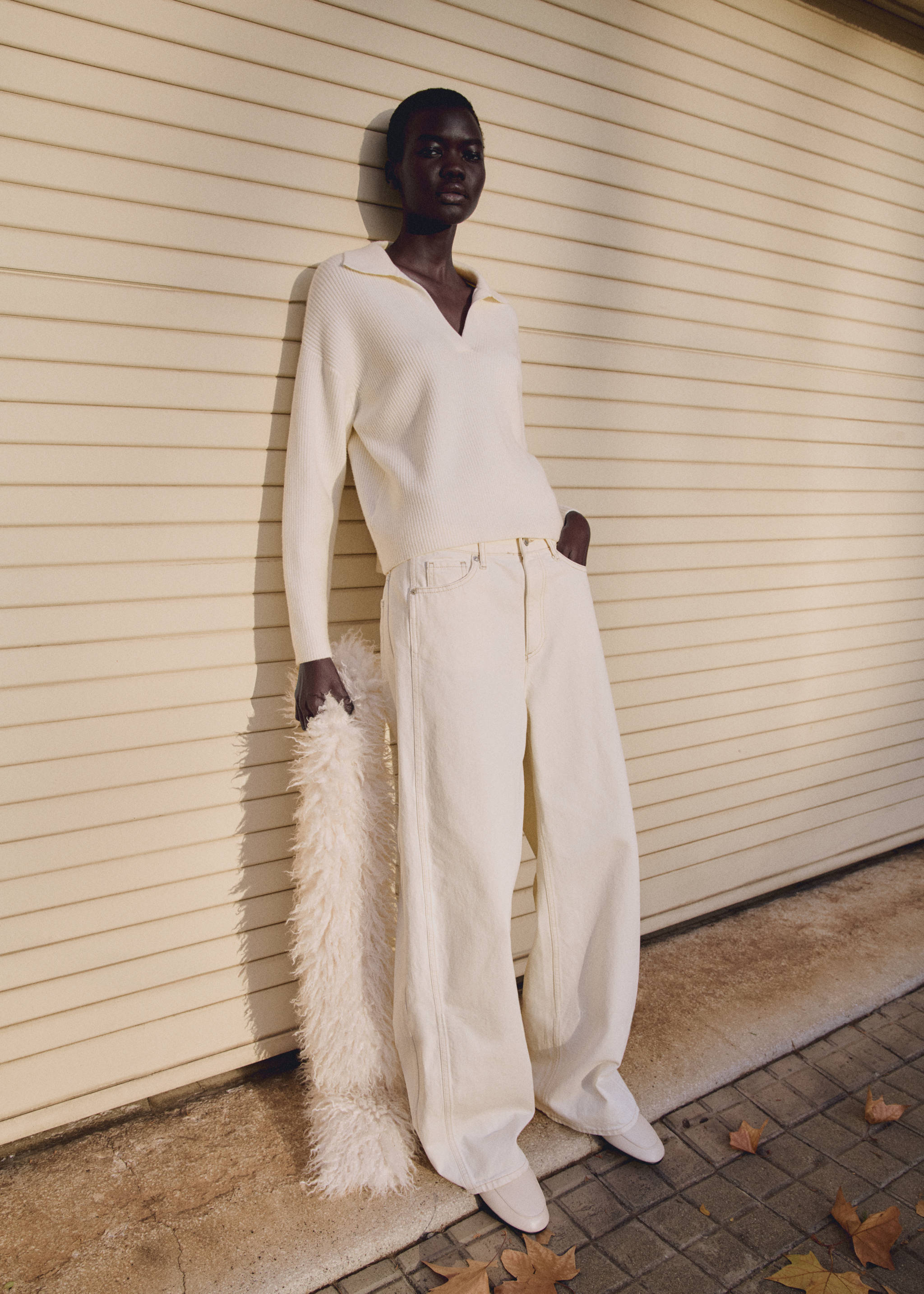 Knitted polo-neck sweater - Details of the article 7